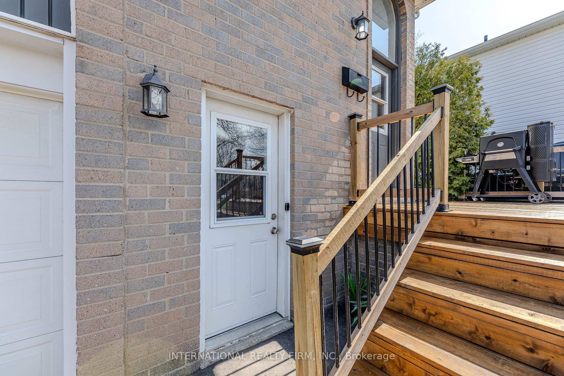 Photo 30 of 1291 Consort Crescent, Burlington, Palmer — HOMEH