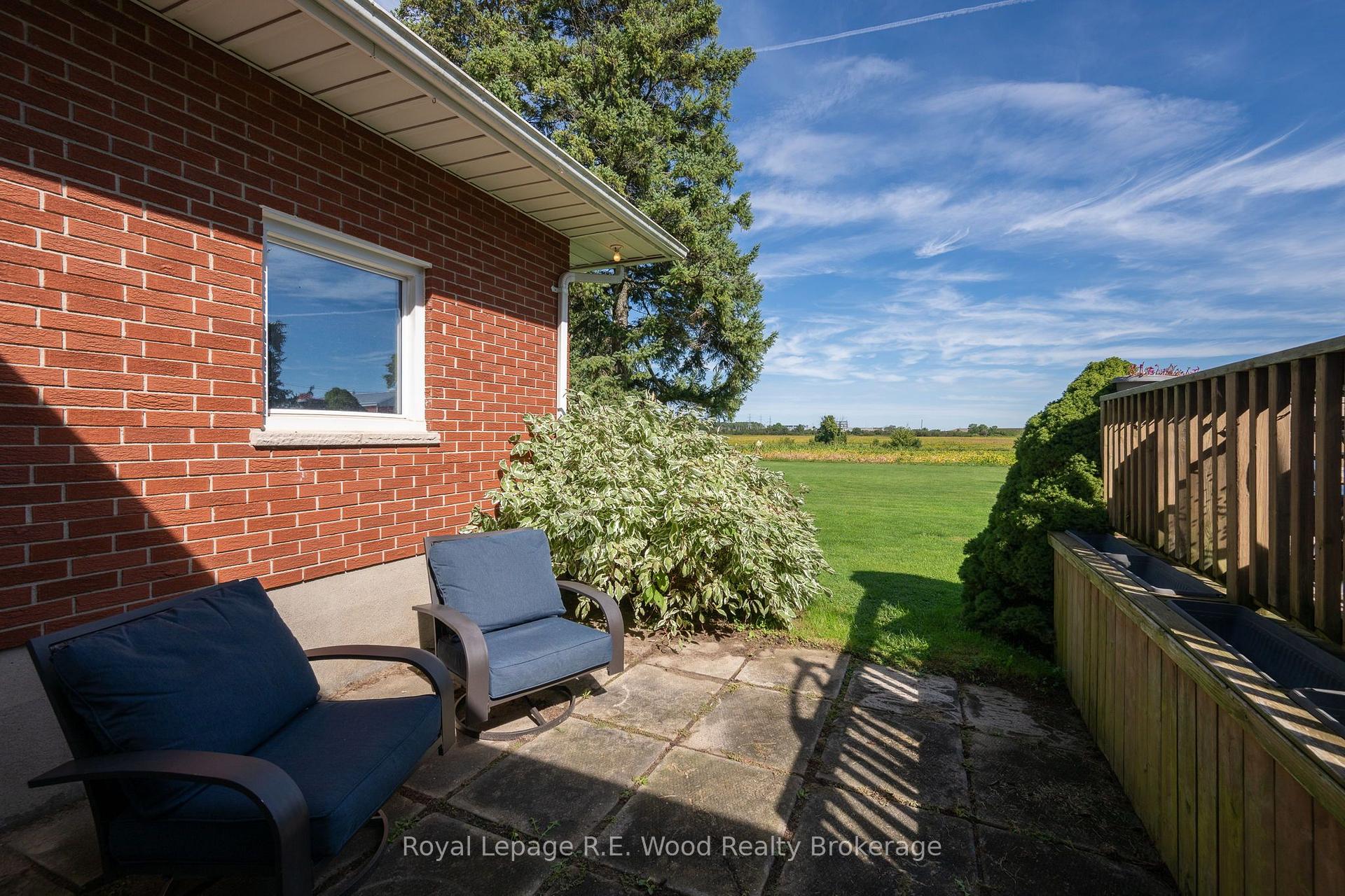 Photo 6 of 44070 Talbot Street, Central Elgin, Rural Central Elgin — HOMEH