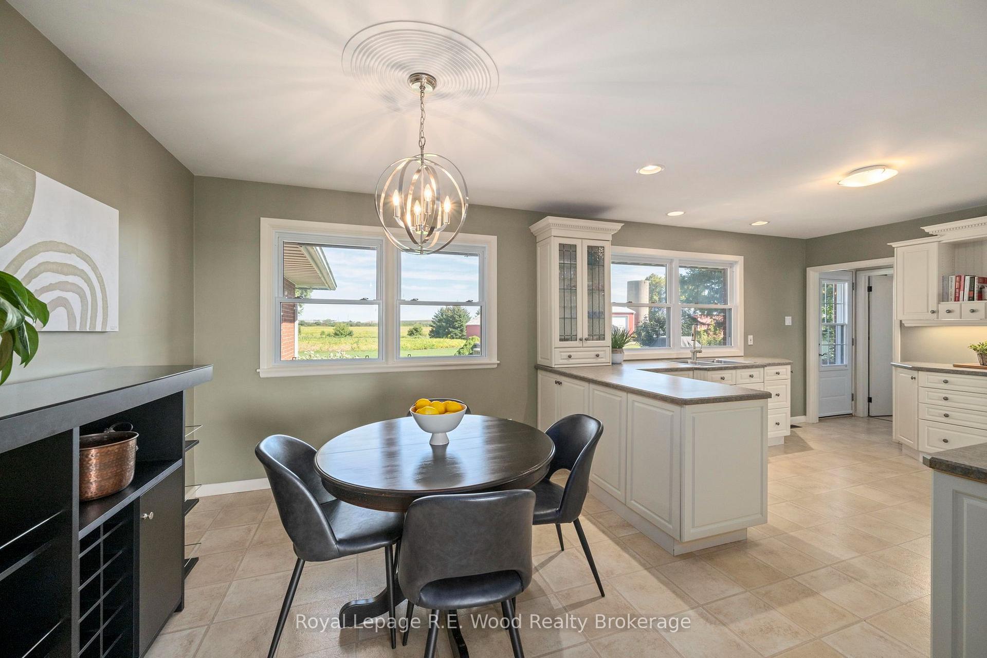 Photo 19 of 44070 Talbot Street, Central Elgin, Rural Central Elgin — HOMEH