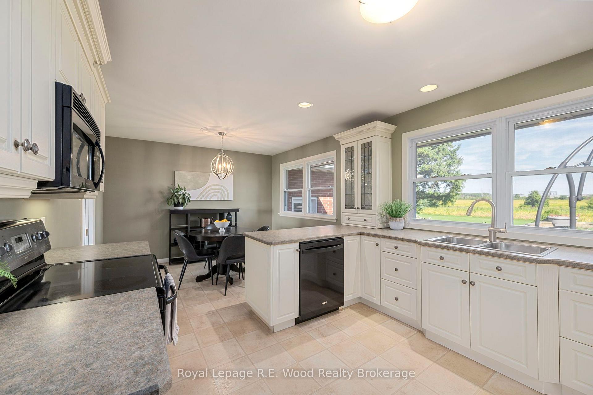 Photo 22 of 44070 Talbot Street, Central Elgin, Rural Central Elgin — HOMEH