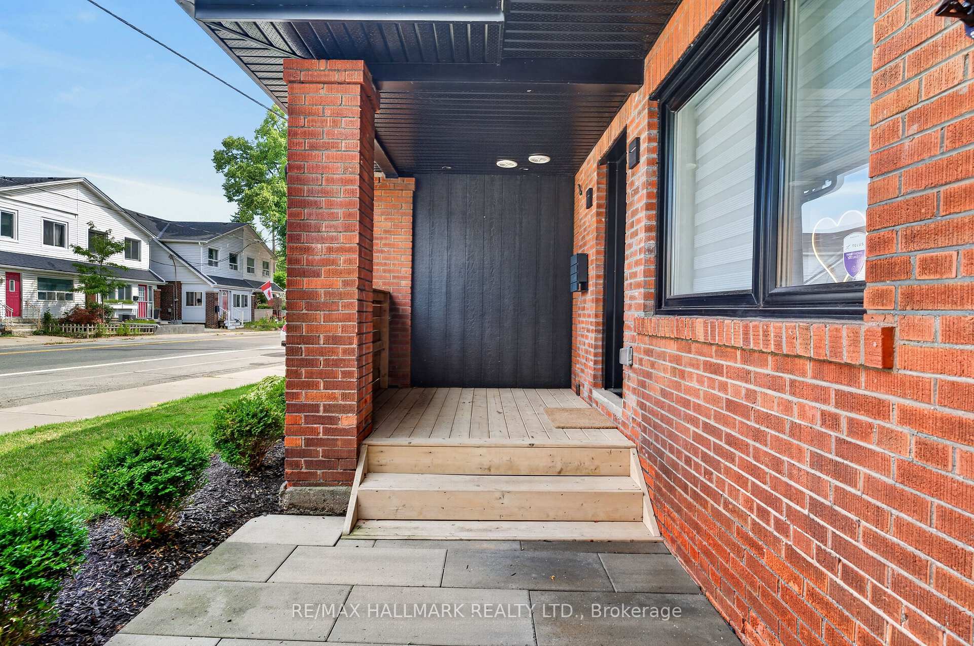 Photo 1 of 1709 Dundas Street E, Toronto, Greenwood-Coxwell — HOMEH