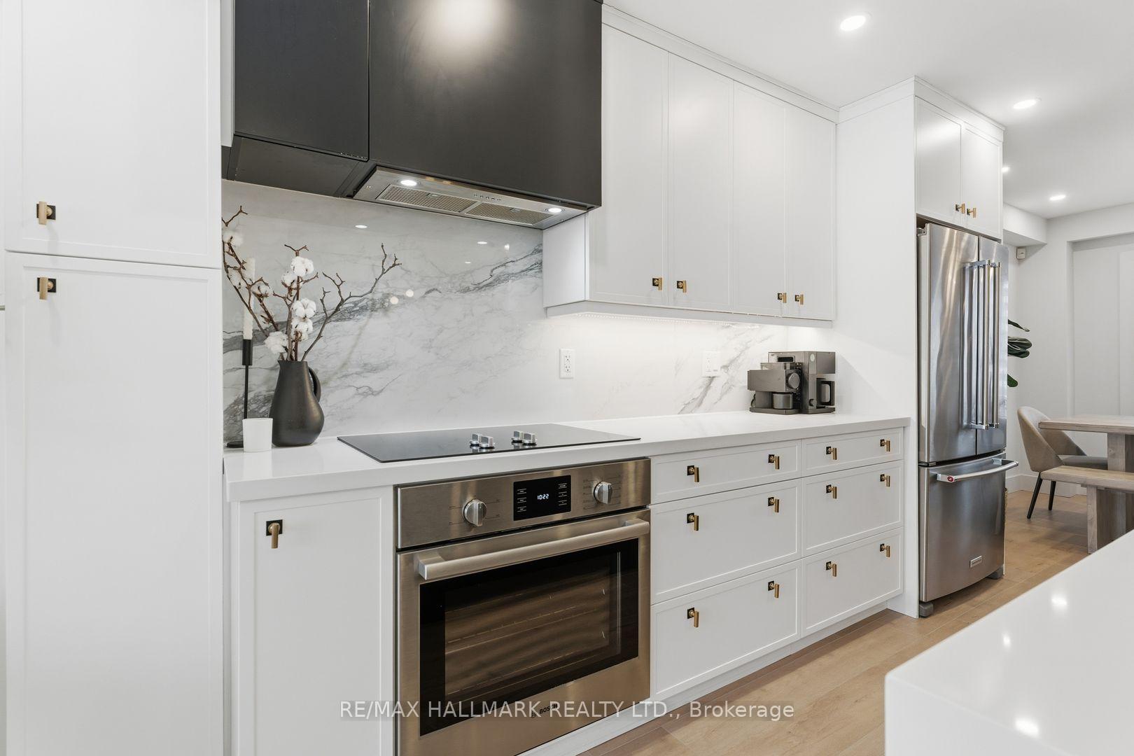 Photo 14 of 1709 Dundas Street E, Toronto, Greenwood-Coxwell — HOMEH