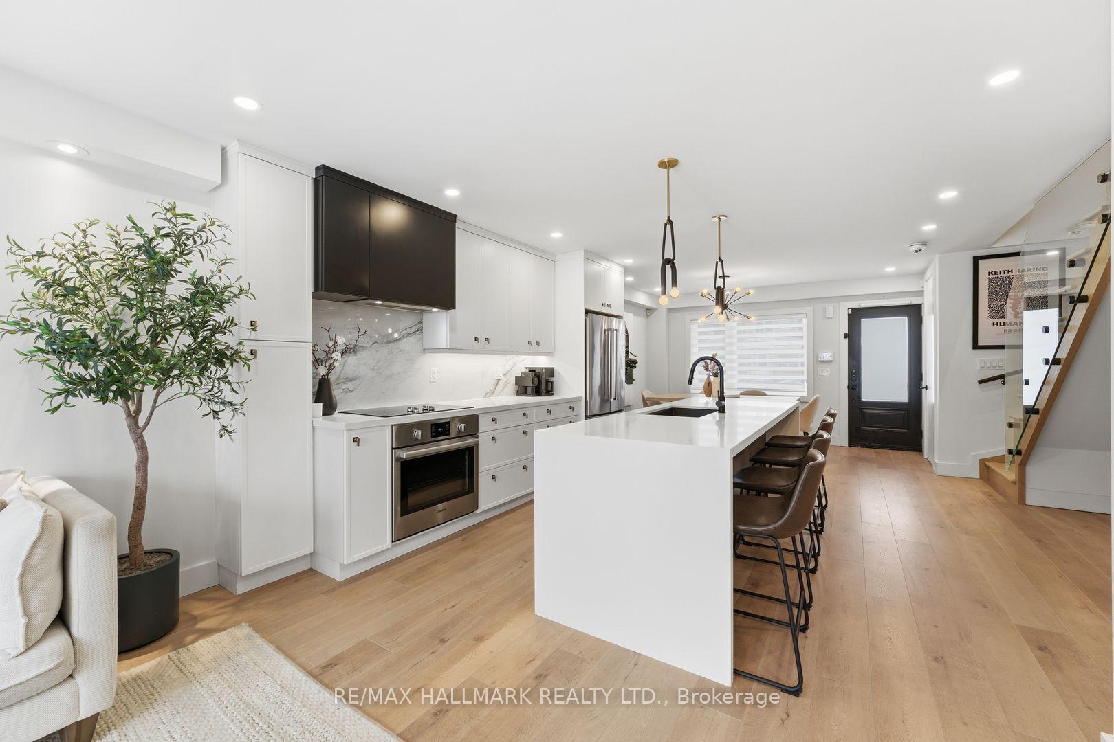 Photo 15 of 1709 Dundas Street E, Toronto, Greenwood-Coxwell — HOMEH