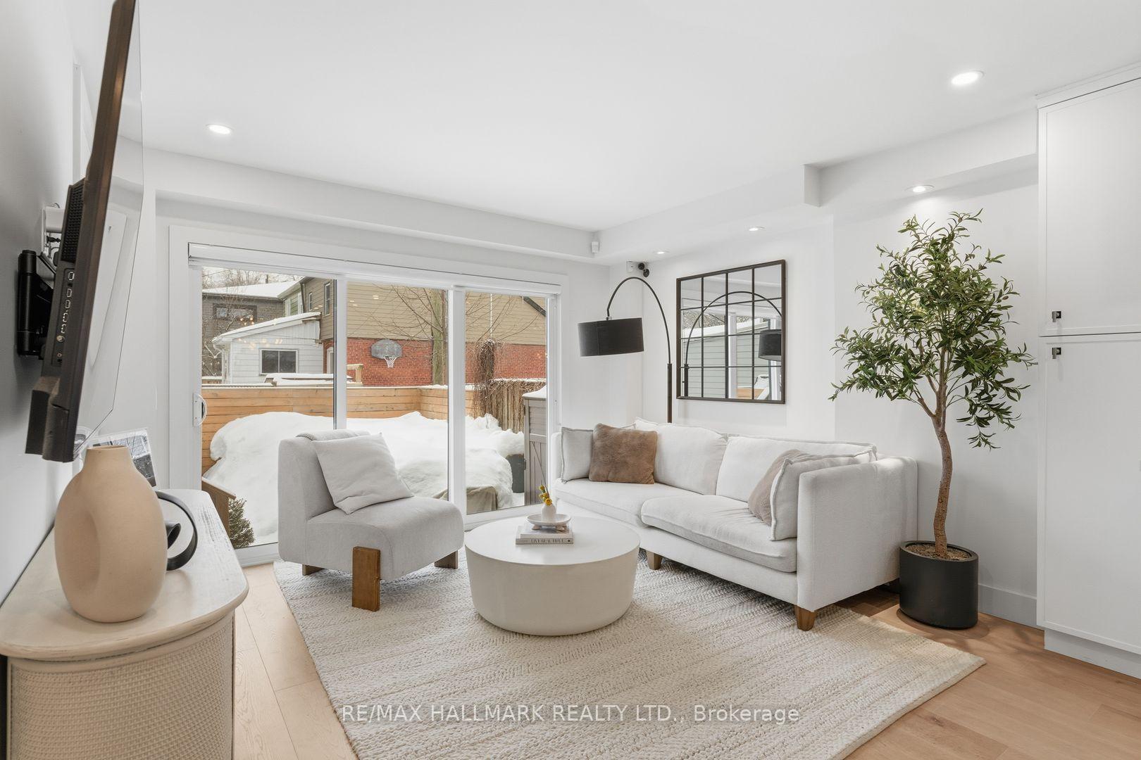 Photo 18 of 1709 Dundas Street E, Toronto, Greenwood-Coxwell — HOMEH
