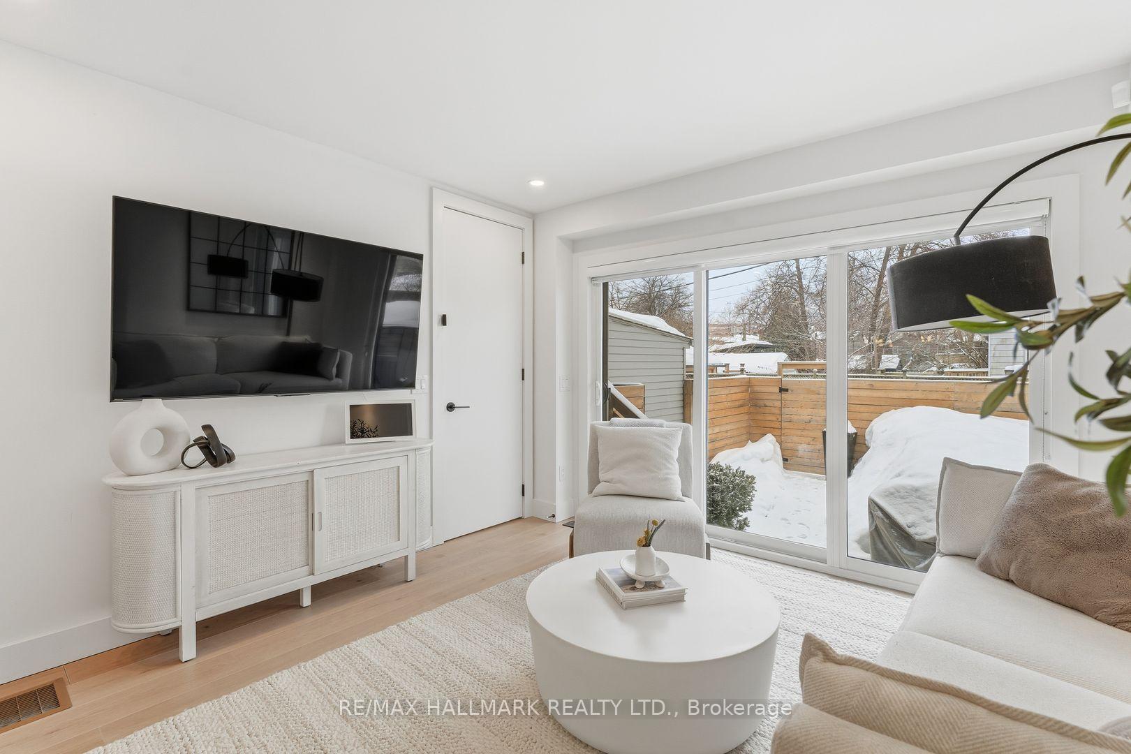 Photo 19 of 1709 Dundas Street E, Toronto, Greenwood-Coxwell — HOMEH