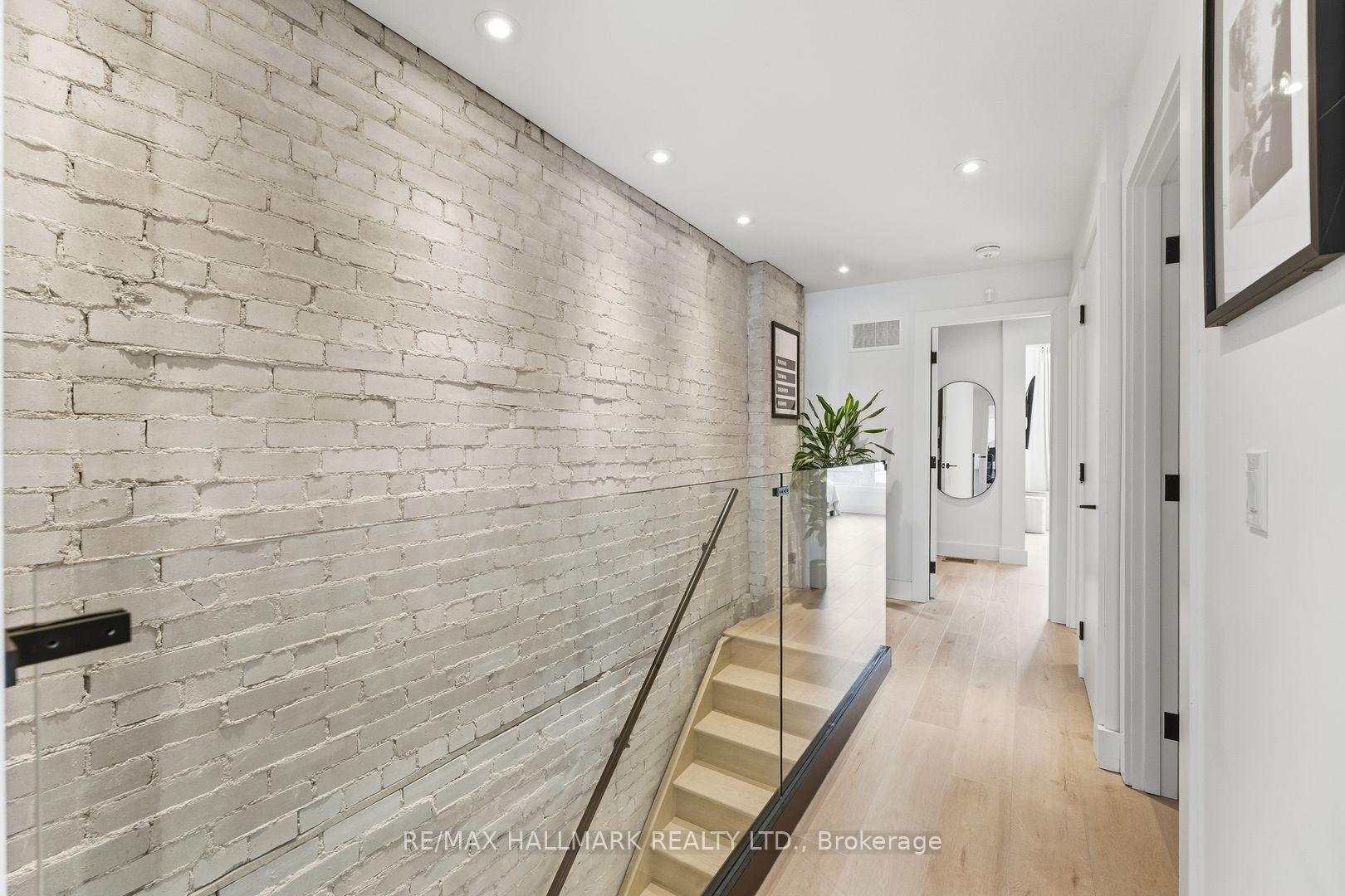 Photo 25 of 1709 Dundas Street E, Toronto, Greenwood-Coxwell — HOMEH