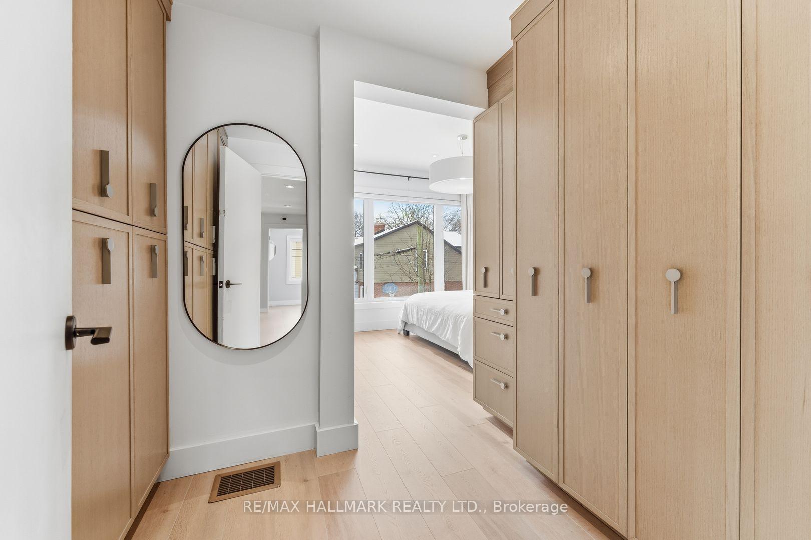 Photo 26 of 1709 Dundas Street E, Toronto, Greenwood-Coxwell — HOMEH
