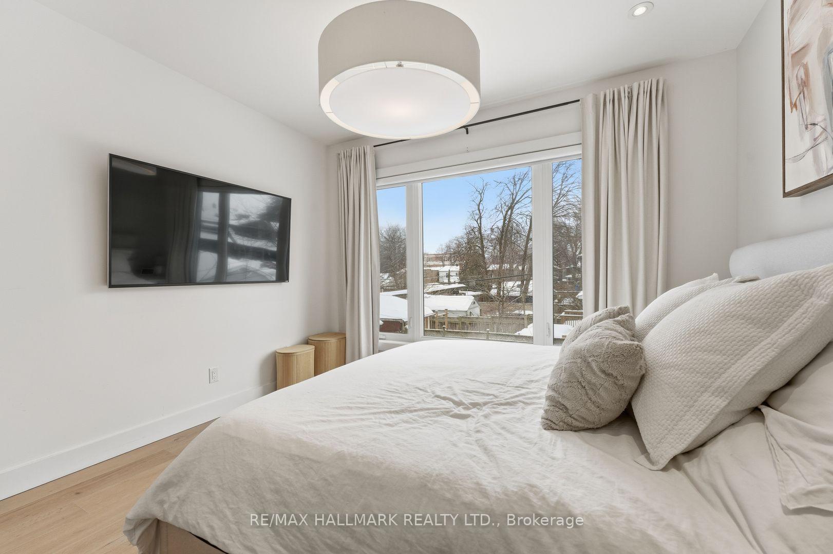 Photo 28 of 1709 Dundas Street E, Toronto, Greenwood-Coxwell — HOMEH