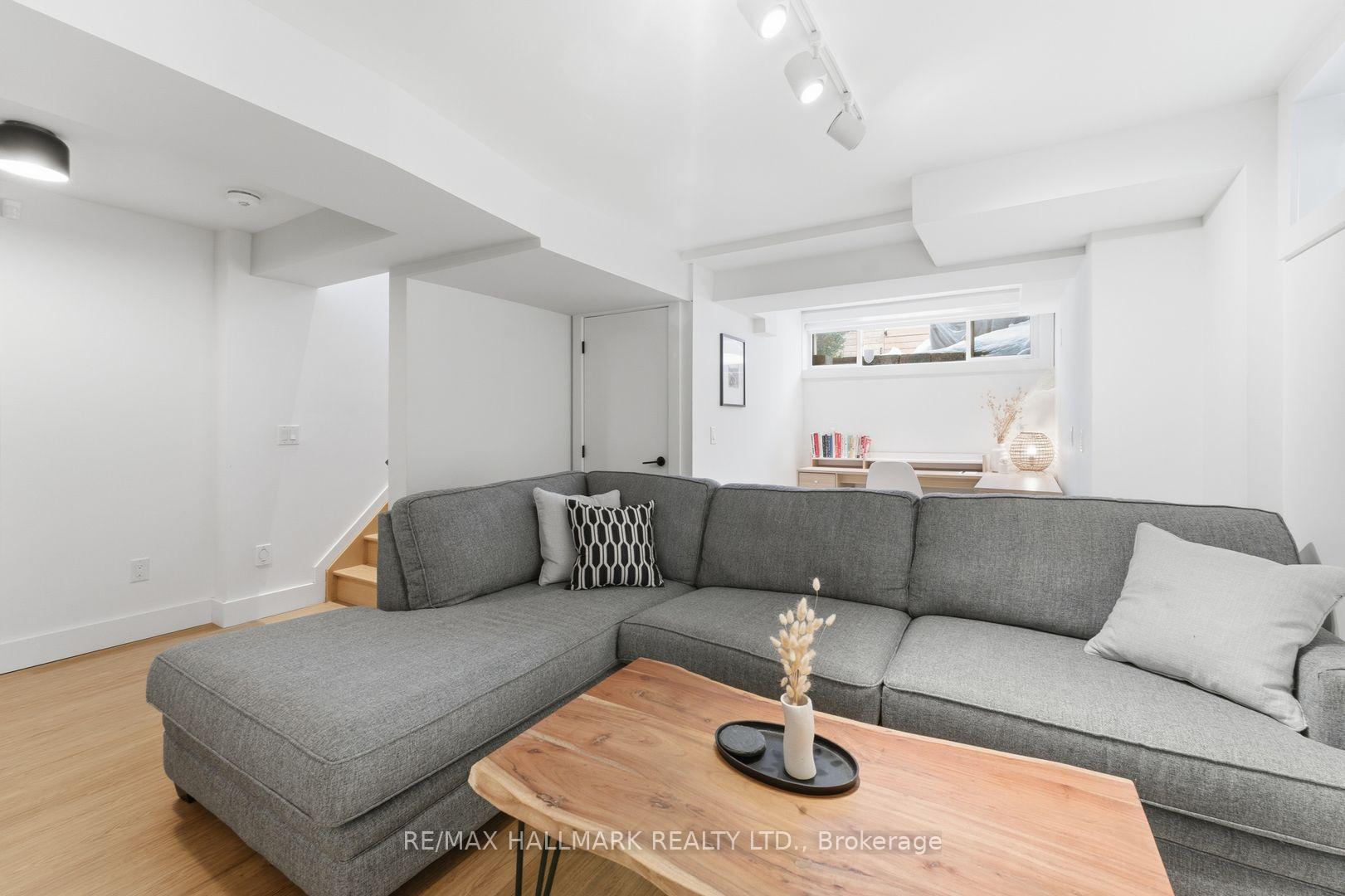 Photo 38 of 1709 Dundas Street E, Toronto, Greenwood-Coxwell — HOMEH