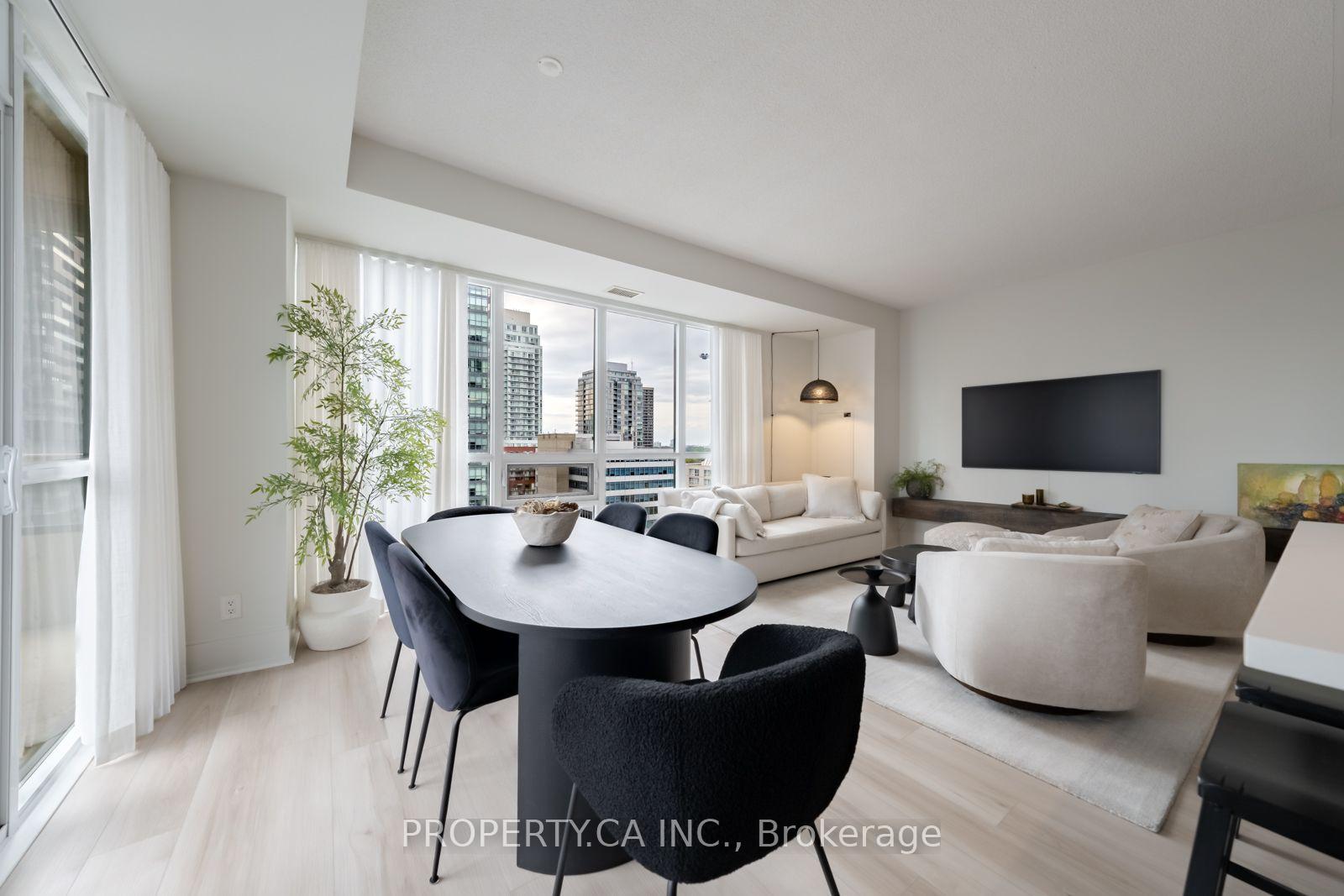 Photo 3 of Unit 1415, 70 Roehampton Avenue, Toronto, Mount Pleasant West — HOMEH