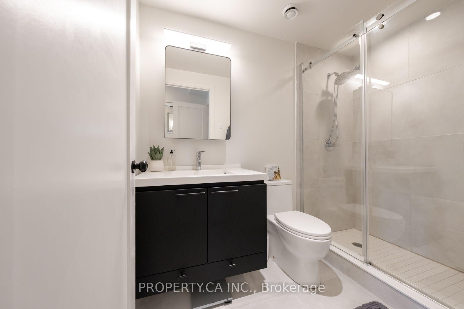 Photo 23 of Unit 1415, 70 Roehampton Avenue, Toronto, Mount Pleasant West — HOMEH