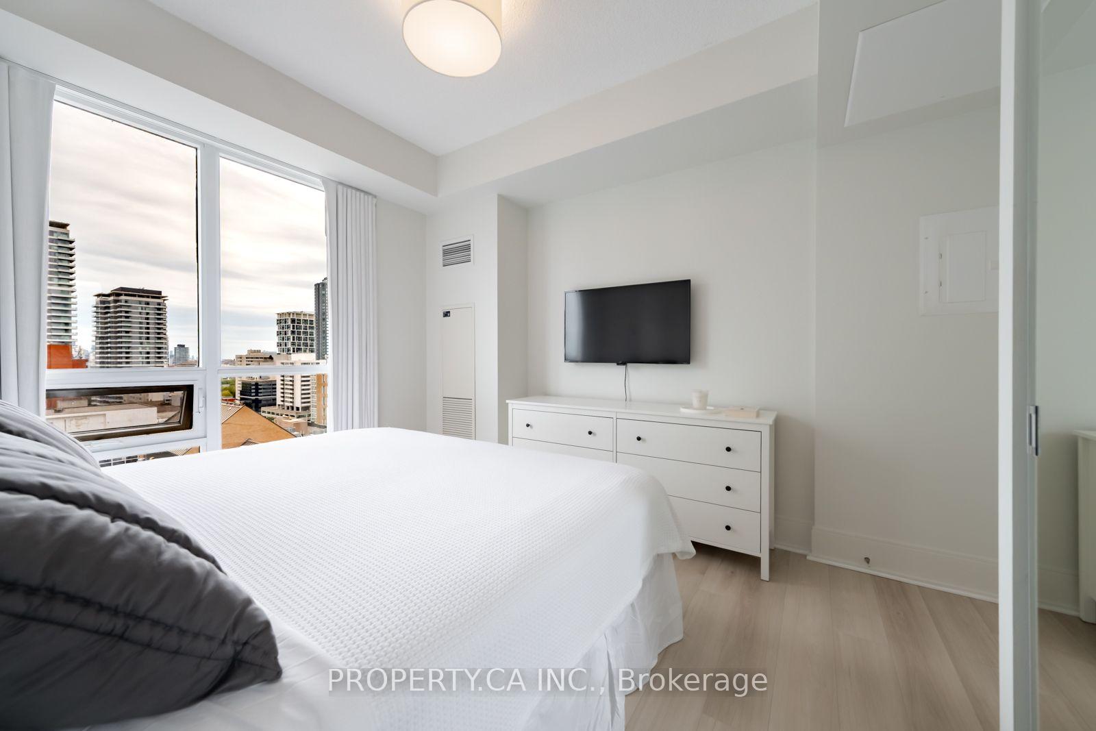 Photo 29 of Unit 1415, 70 Roehampton Avenue, Toronto, Mount Pleasant West — HOMEH