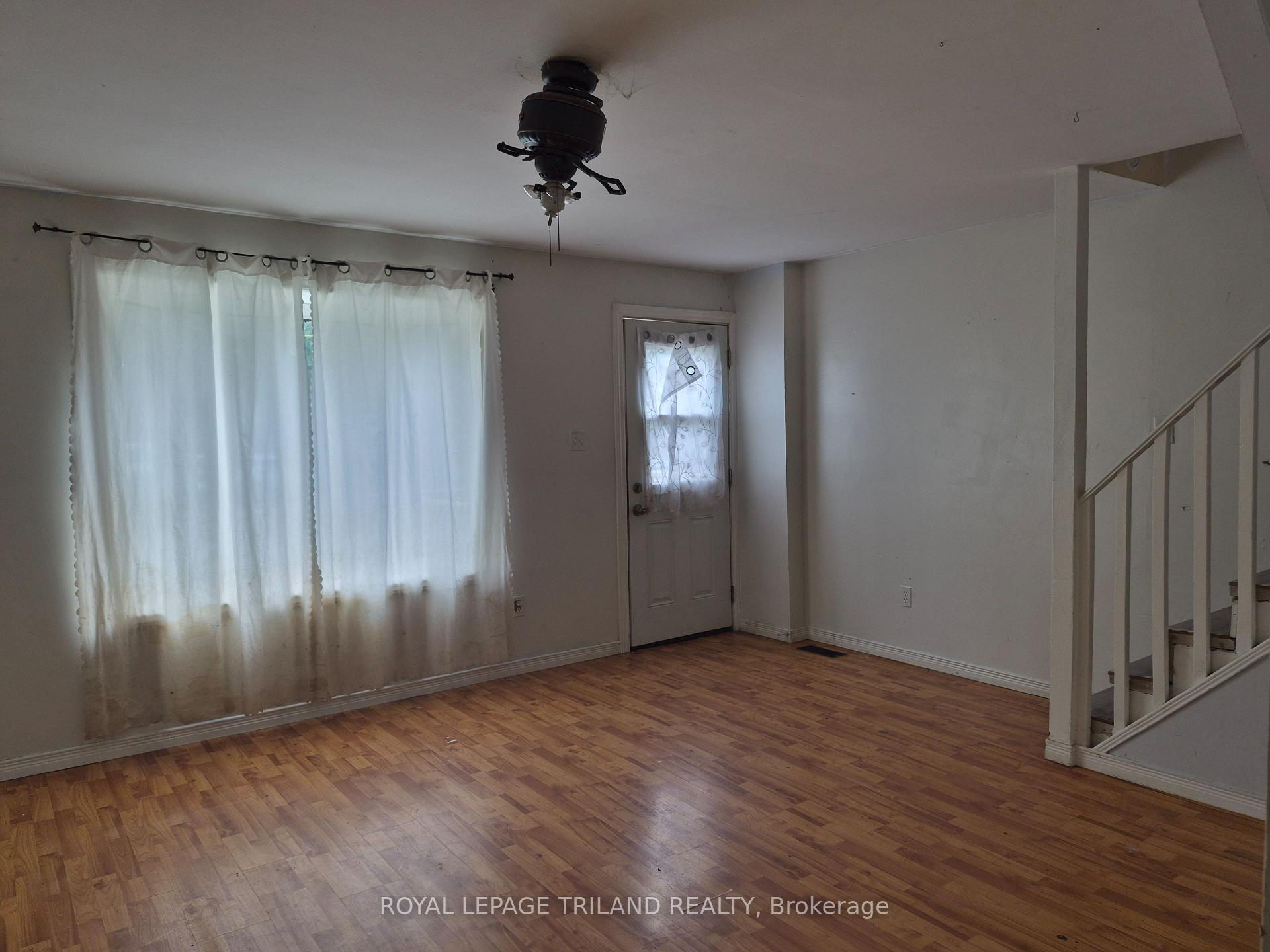 Photo 3 of 179 Delaware Street, London, East M — HOMEH