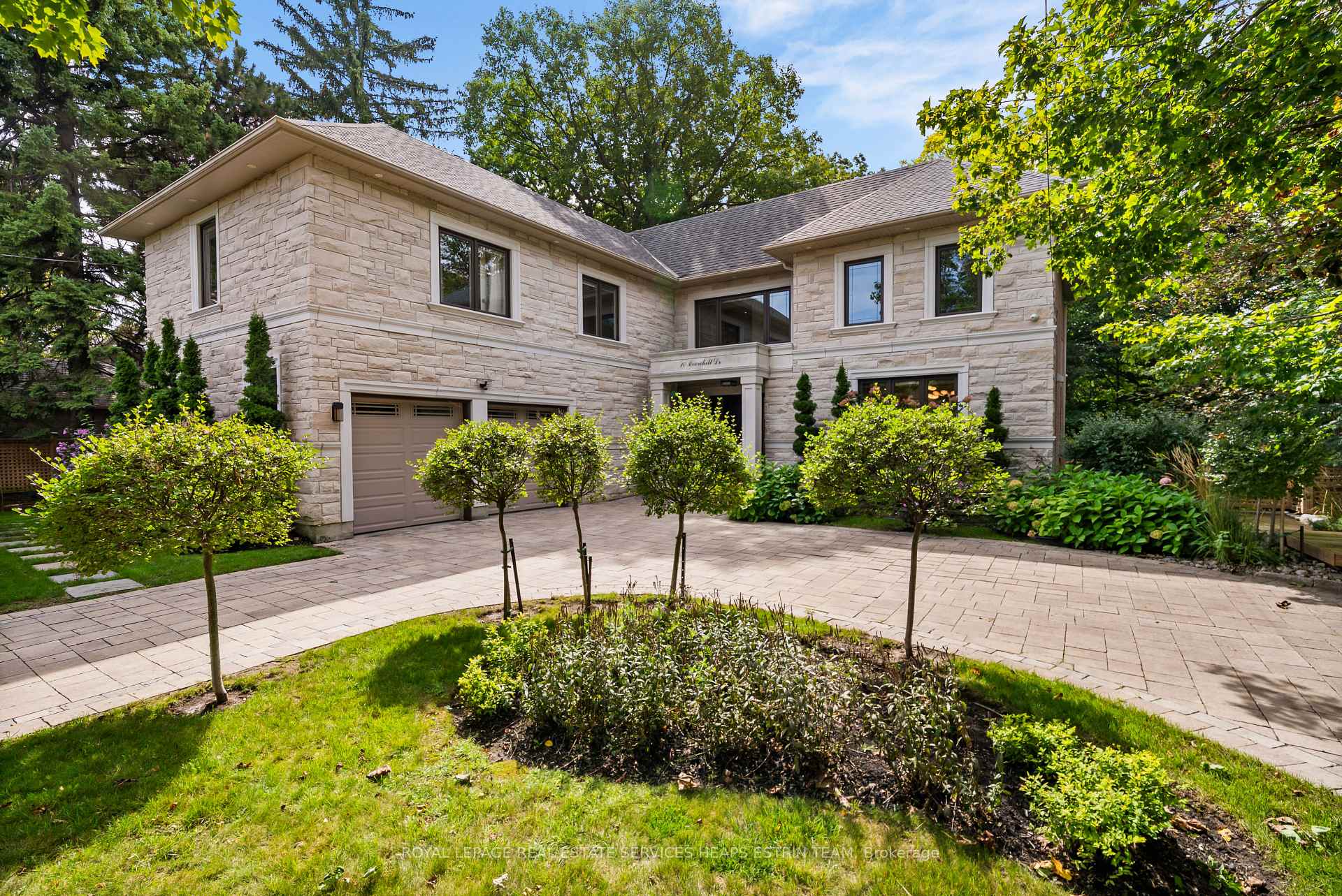 Photo 2 of 10 Moorehill Drive, Toronto, Leaside — HOMEH