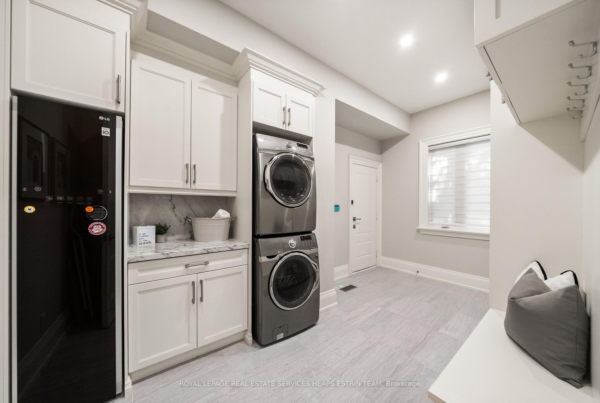 Photo 23 of 10 Moorehill Drive, Toronto, Leaside — HOMEH
