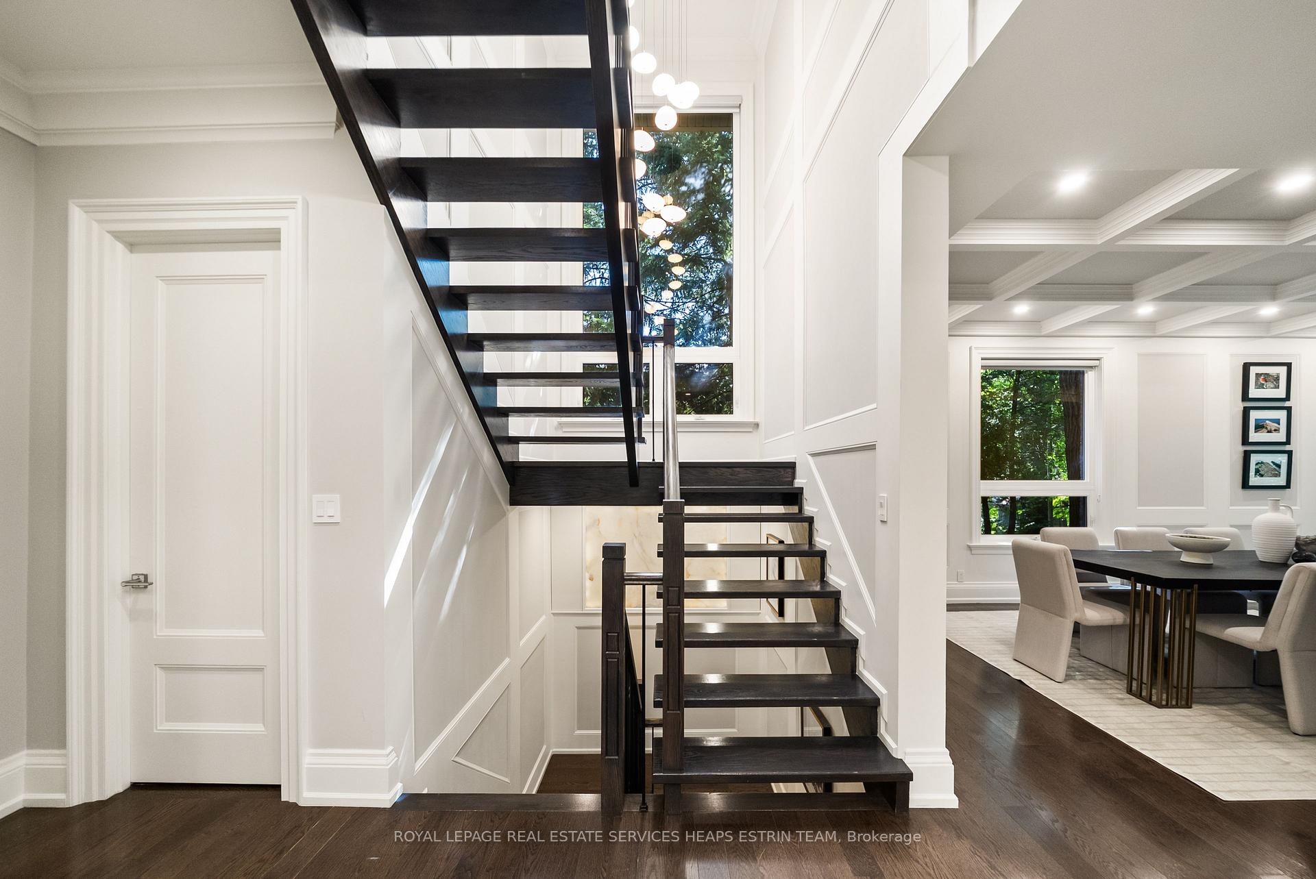 Photo 24 of 10 Moorehill Drive, Toronto, Leaside — HOMEH