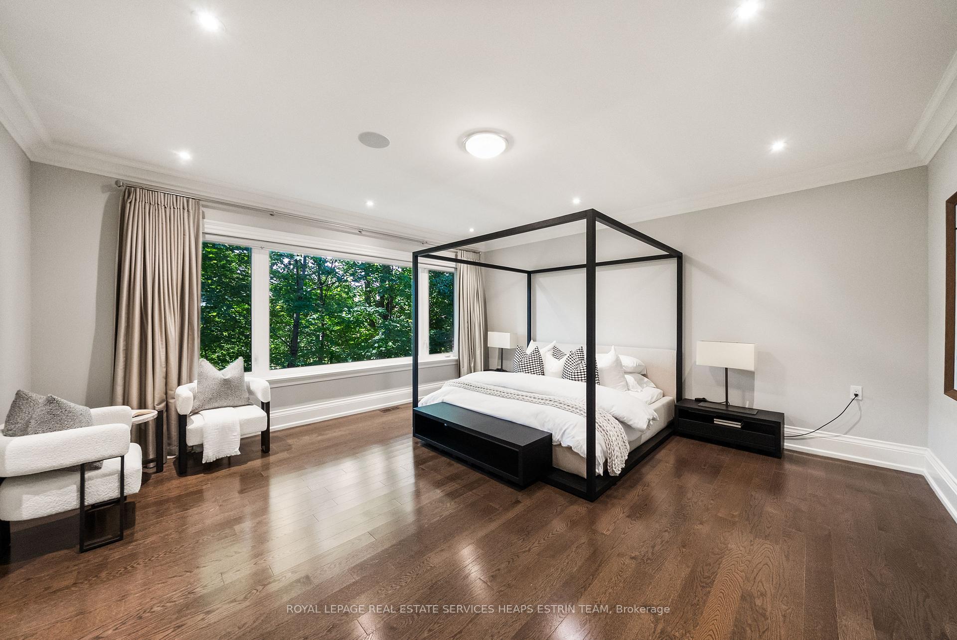 Photo 25 of 10 Moorehill Drive, Toronto, Leaside — HOMEH