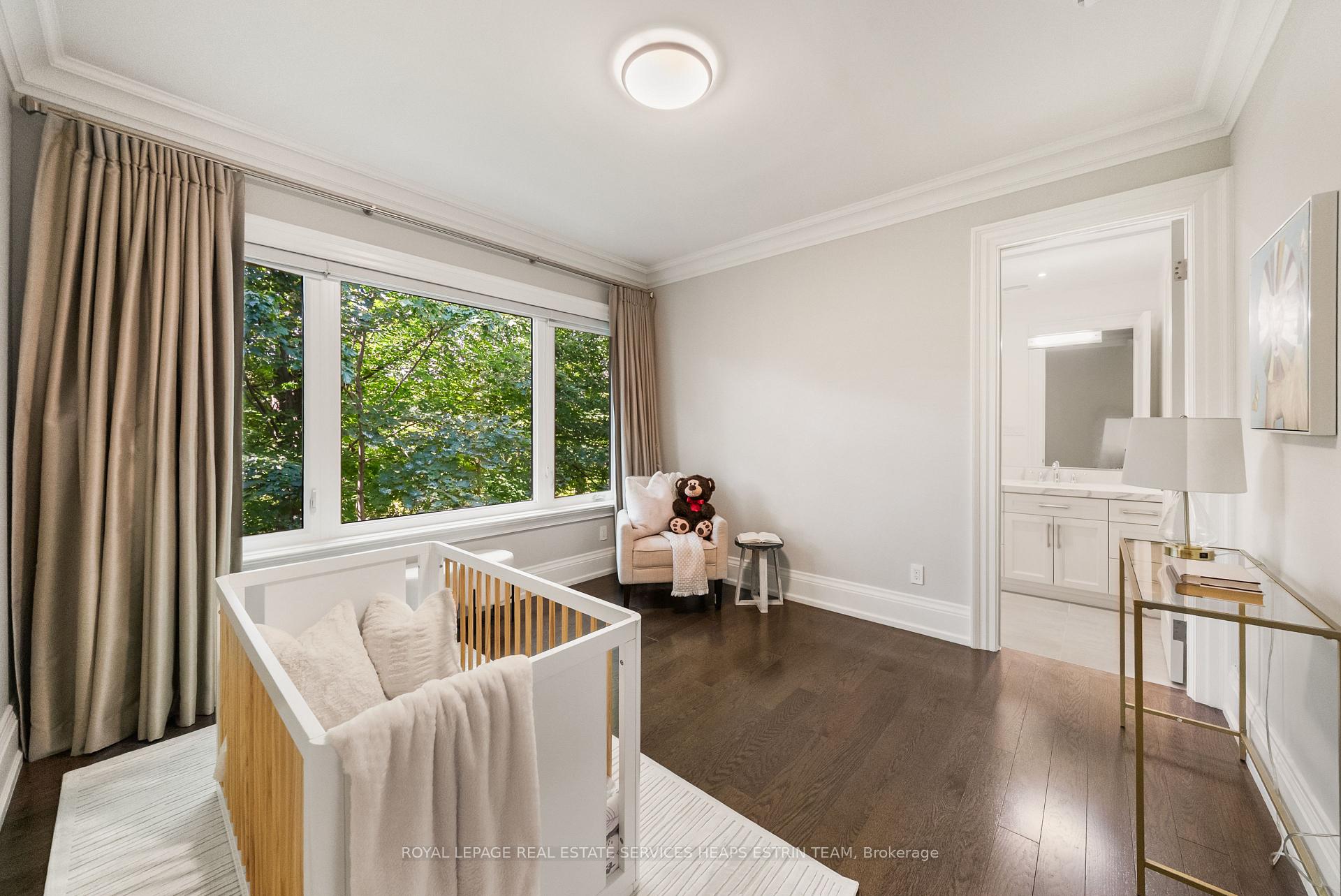 Photo 34 of 10 Moorehill Drive, Toronto, Leaside — HOMEH