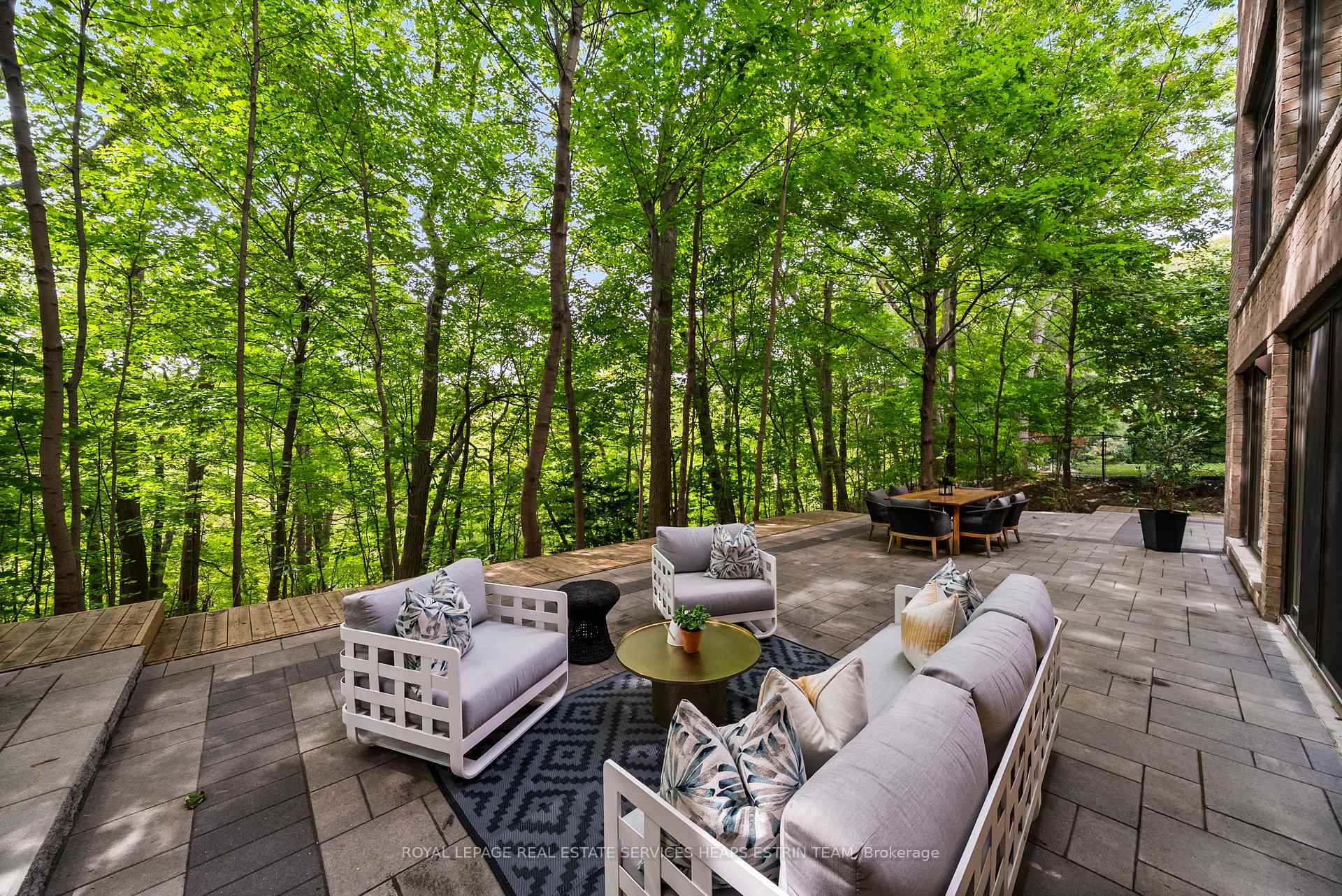 Photo 45 of 10 Moorehill Drive, Toronto, Leaside — HOMEH