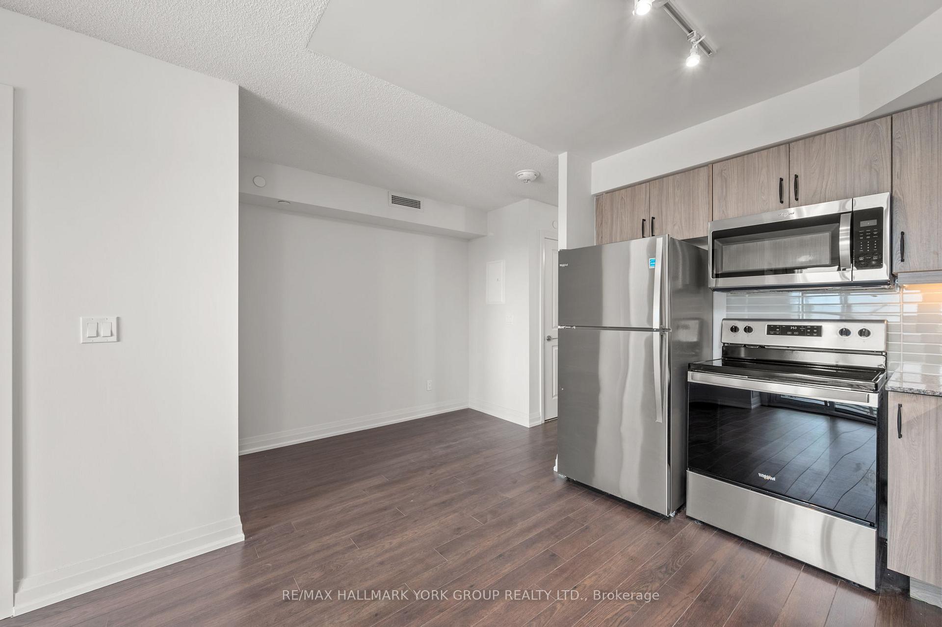 Photo 10 of Unit 903, 20 Meadowglen Place, Scarborough, Woburn — HOMEH