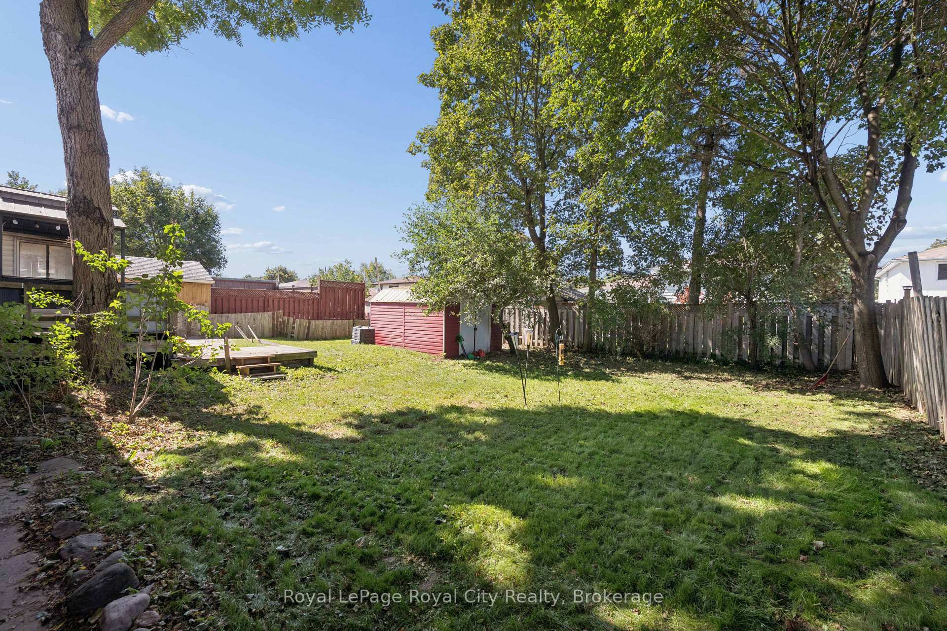 Photo 27 of 16 Heather Court, Halton Hills, Georgetown — HOMEH