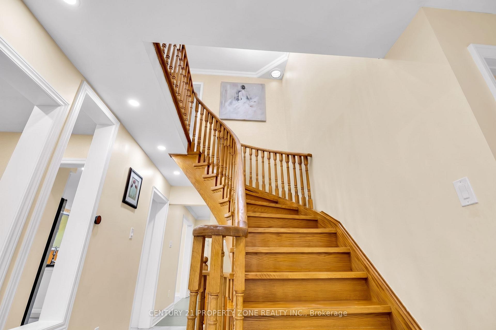 Photo 13 of 27 Bassett Boulevard, Whitby, Pringle Creek — HOMEH