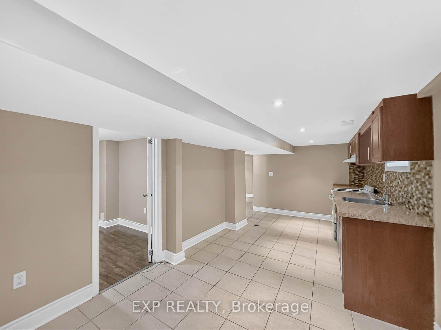 Photo 30 of 57 Weir Street S, Hamilton, Bartonville — HOMEH