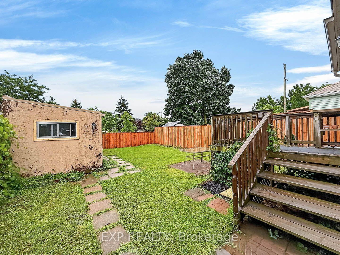 Photo 37 of 57 Weir Street S, Hamilton, Bartonville — HOMEH
