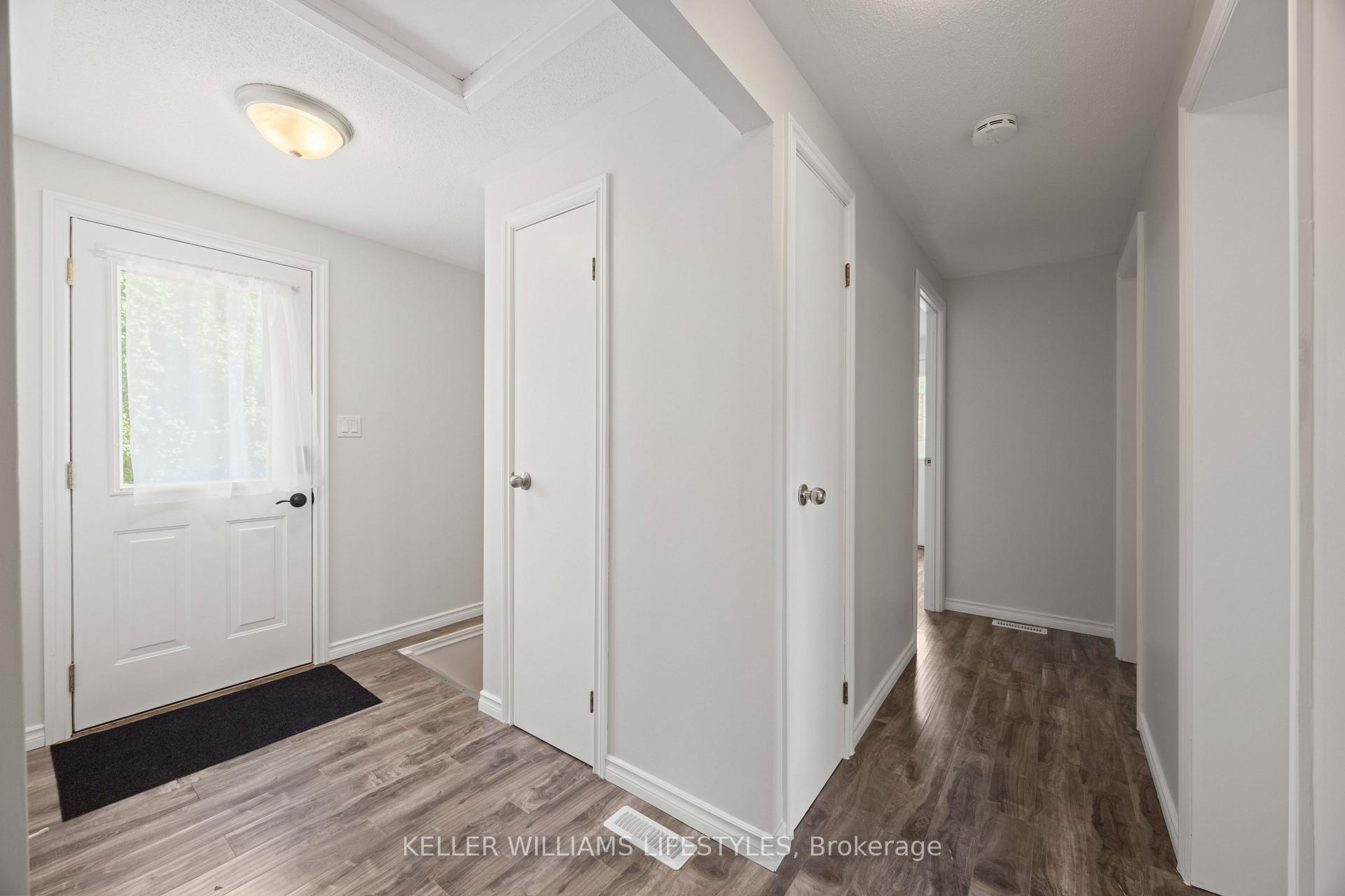 Photo 16 of 131 Prince Street, North Middlesex, Parkhill — HOMEH