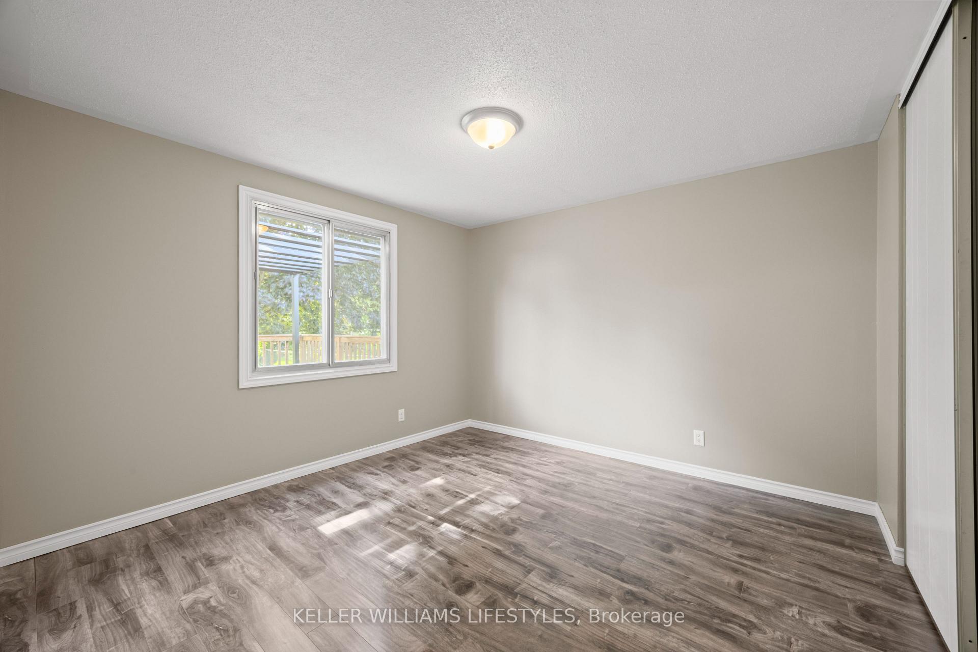 Photo 17 of 131 Prince Street, North Middlesex, Parkhill — HOMEH