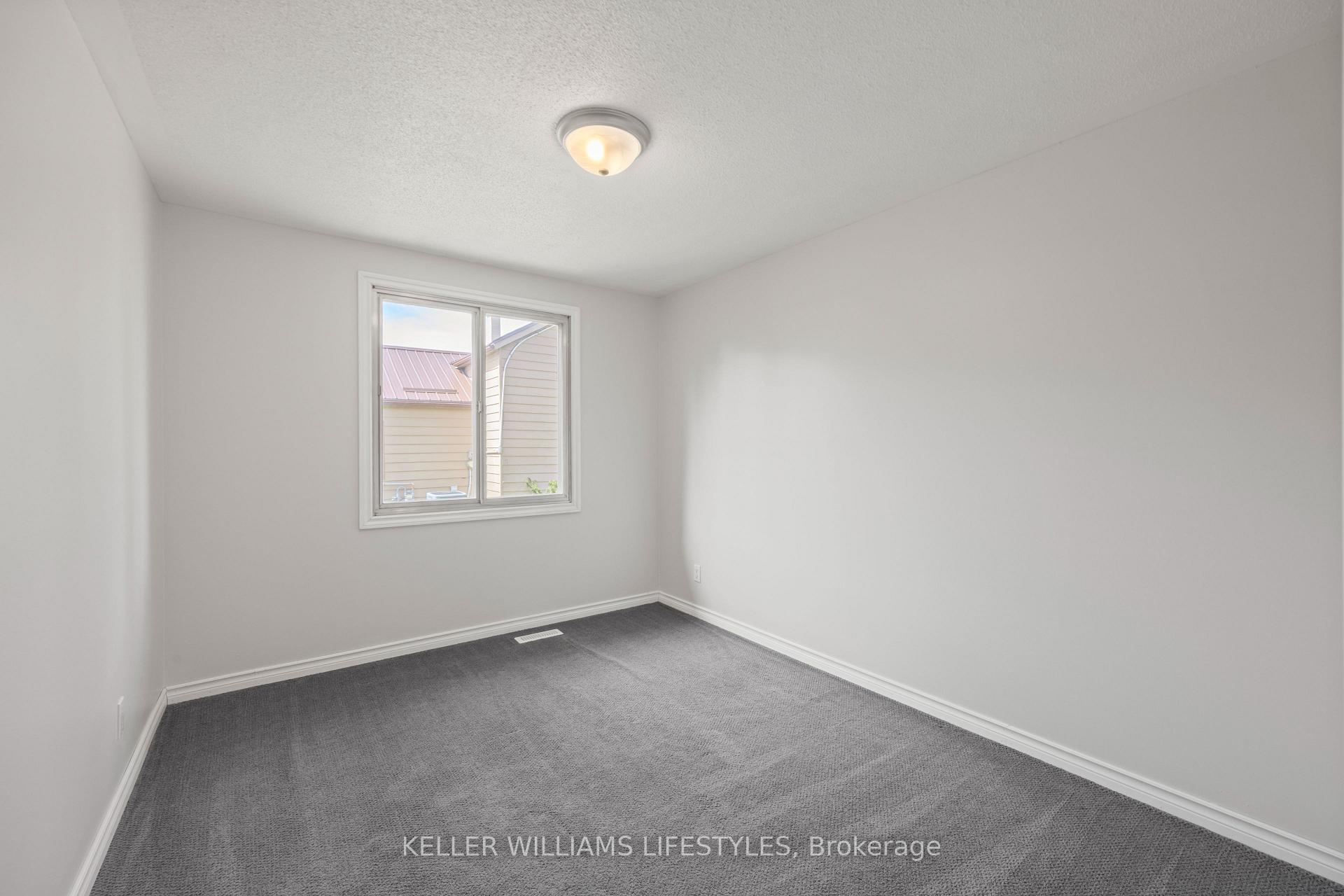 Photo 19 of 131 Prince Street, North Middlesex, Parkhill — HOMEH