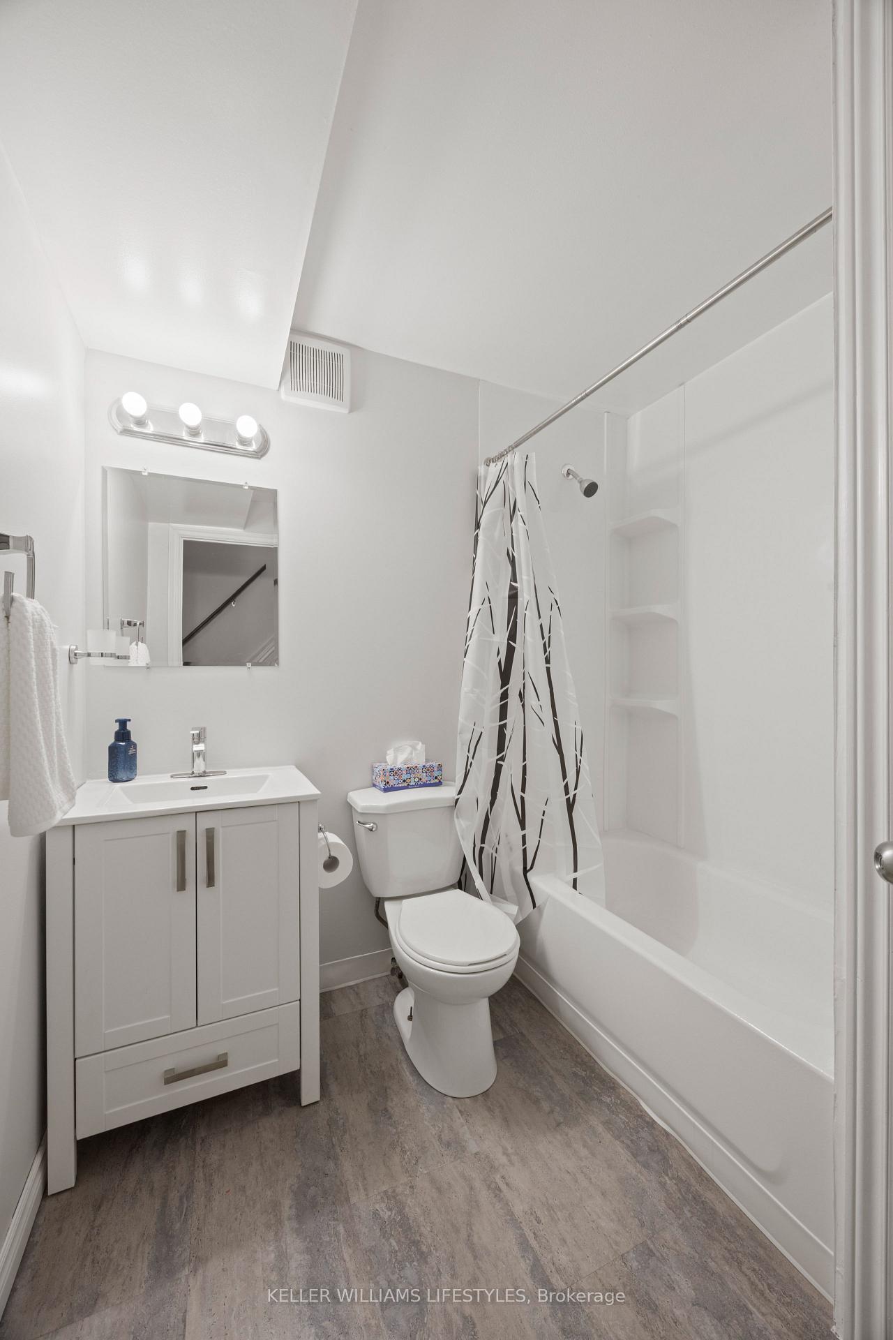 Photo 28 of 131 Prince Street, North Middlesex, Parkhill — HOMEH