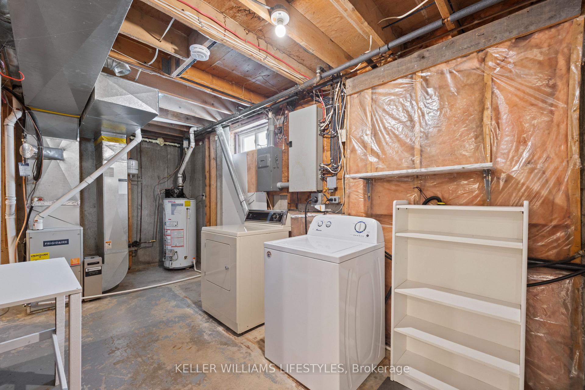 Photo 29 of 131 Prince Street, North Middlesex, Parkhill — HOMEH