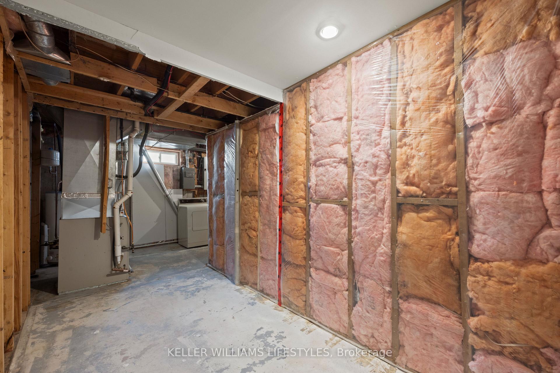 Photo 30 of 131 Prince Street, North Middlesex, Parkhill — HOMEH