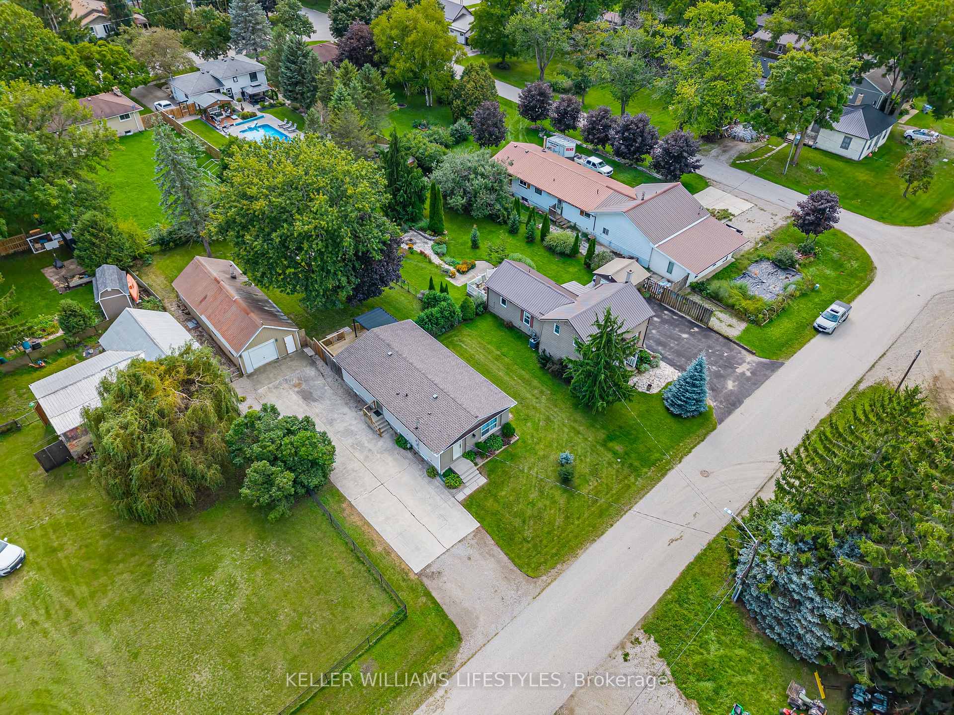 Photo 45 of 131 Prince Street, North Middlesex, Parkhill — HOMEH