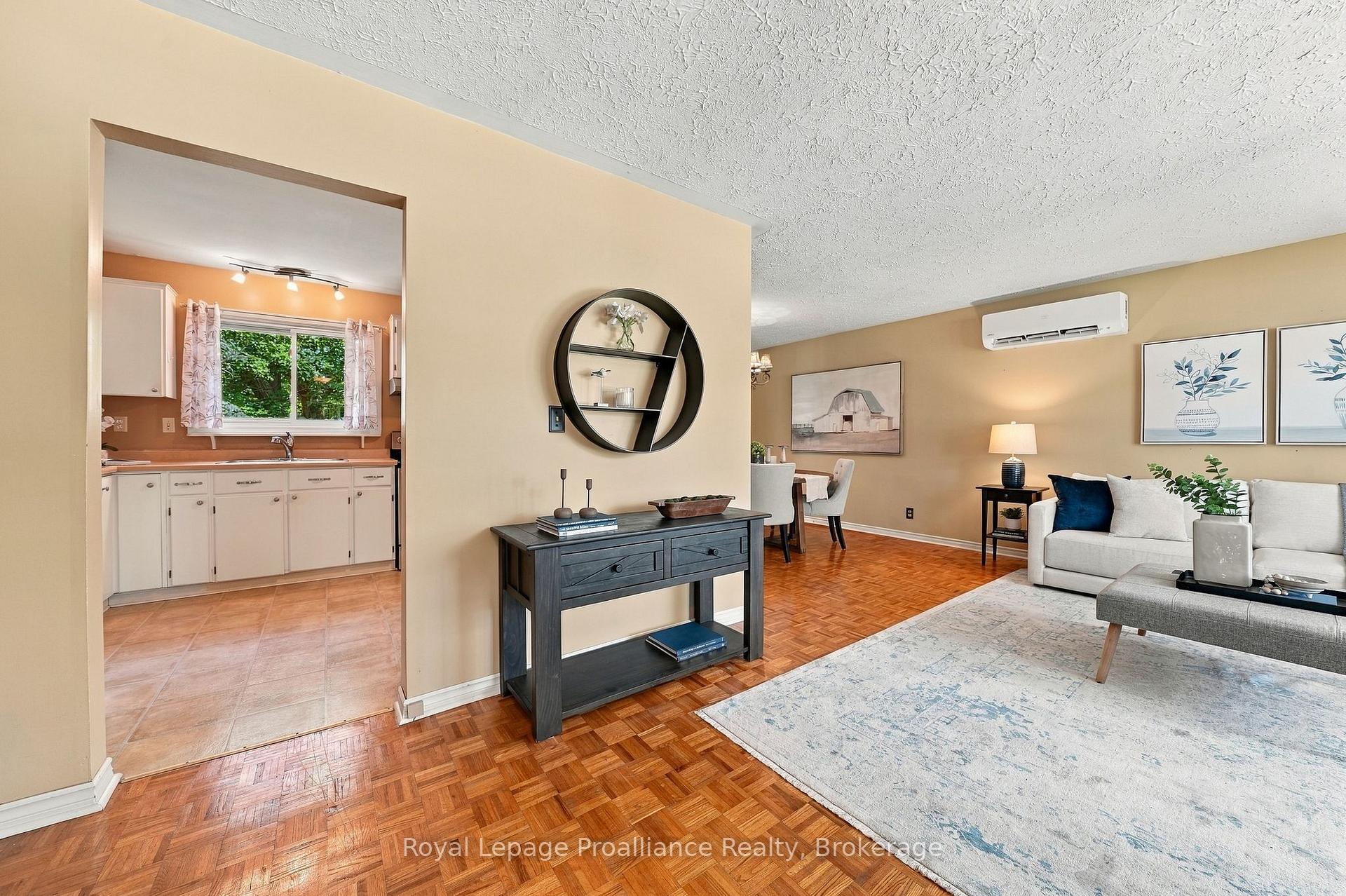 Photo 6 of 36 Parkview Heights, Quinte West, Trenton Ward — HOMEH