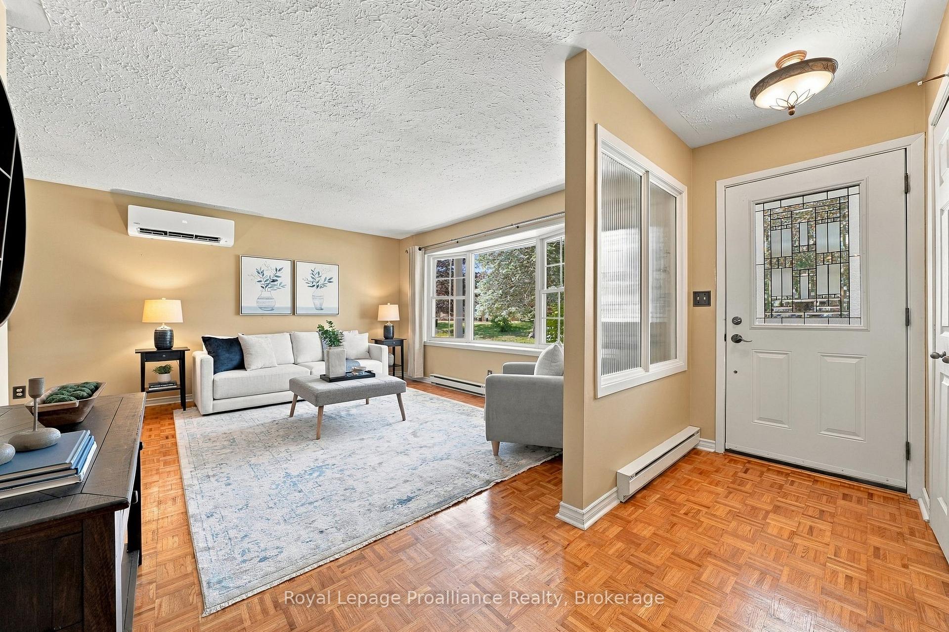 Photo 7 of 36 Parkview Heights, Quinte West, Trenton Ward — HOMEH