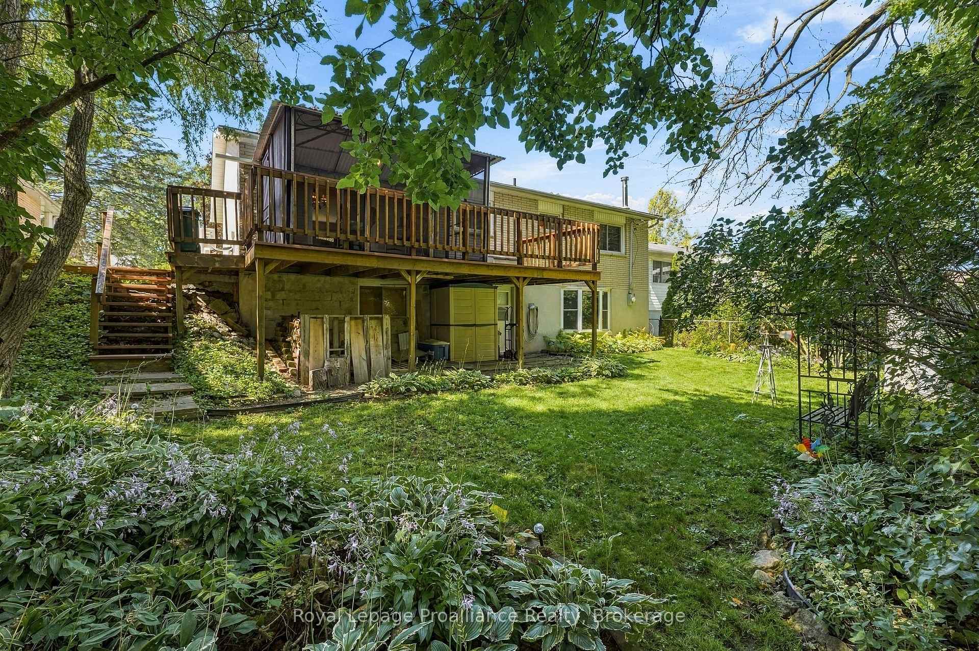 Photo 45 of 36 Parkview Heights, Quinte West, Trenton Ward — HOMEH