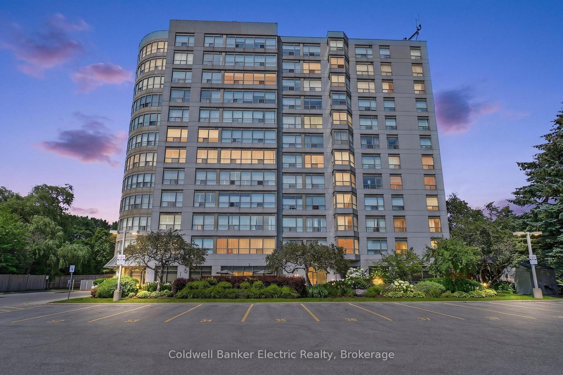 Photo 1 of Unit 1011, 712 Rossland Road E, Whitby, Pringle Creek — HOMEH
