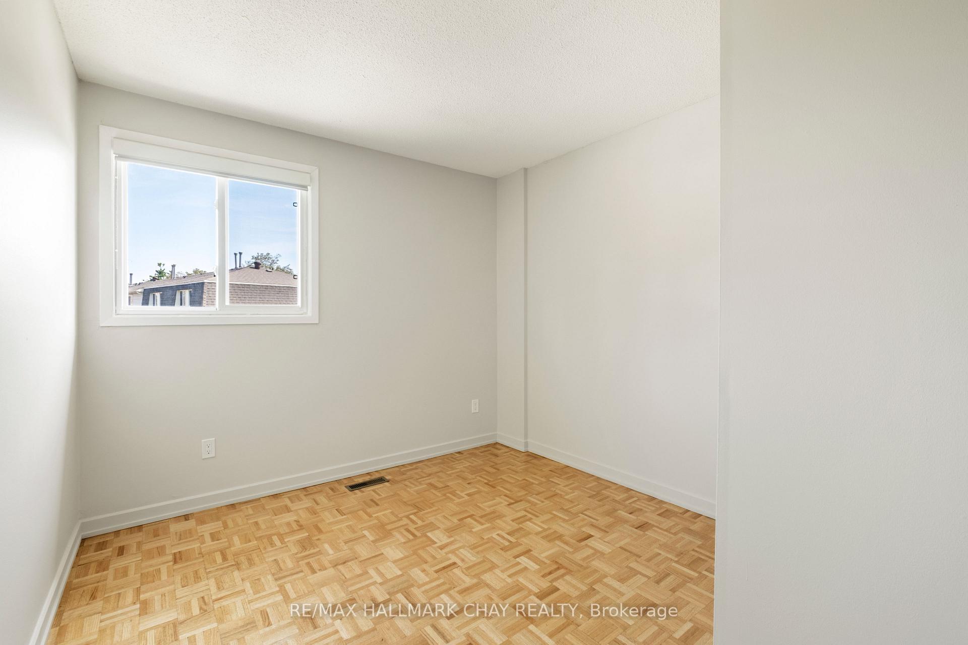 Photo 16 of Unit 97, 177 Bayview Drive, Barrie, Allandale — HOMEH