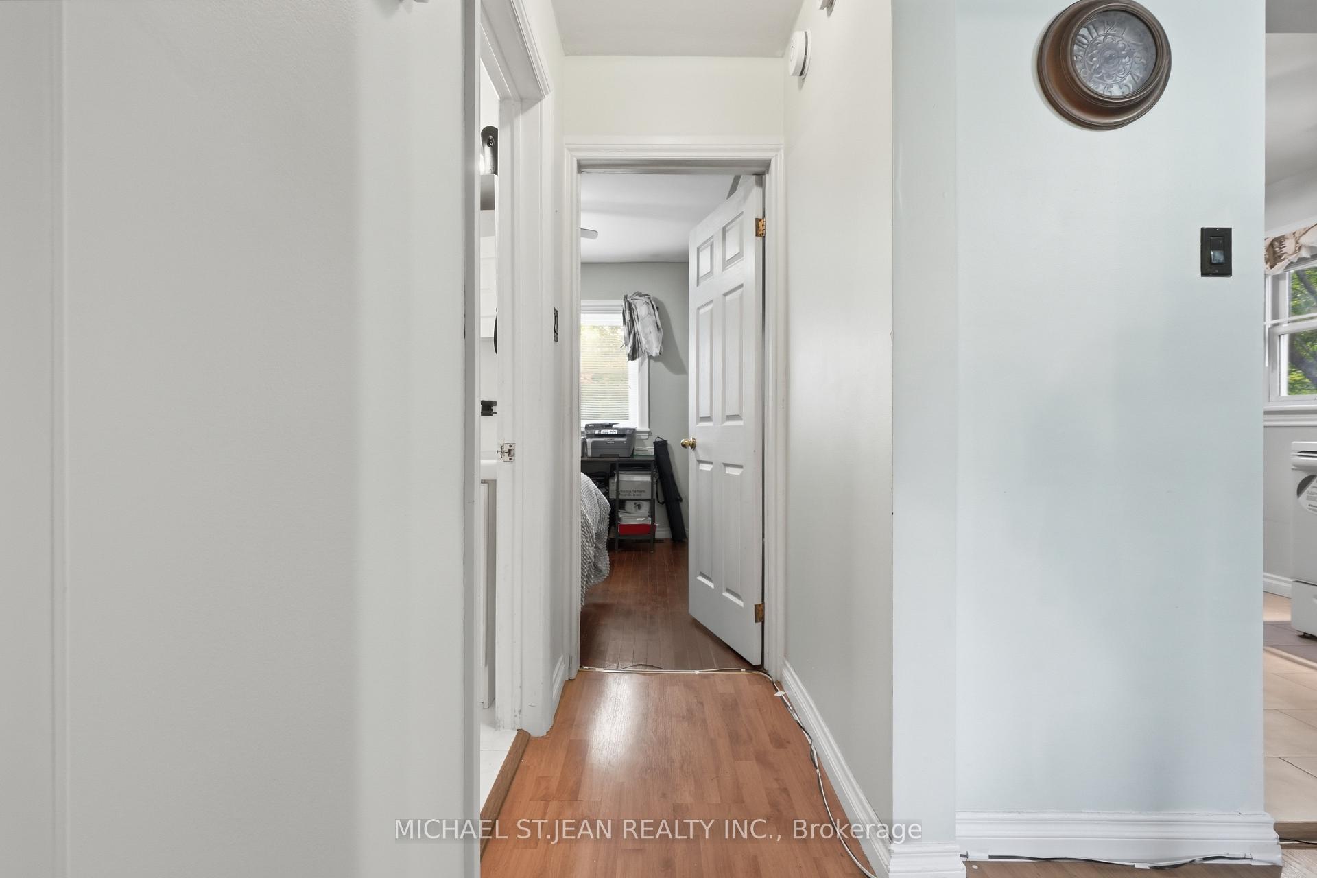 Photo 17 of 1494 Main Street E, Hamilton, Bartonville — HOMEH