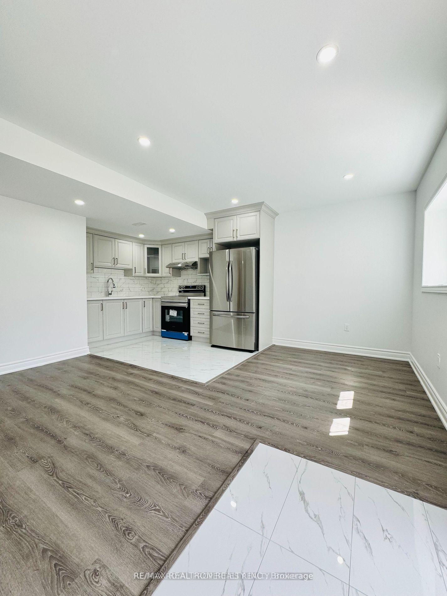 Photo 2 of 105 Auckland Drive, Whitby, Rural Whitby — HOMEH