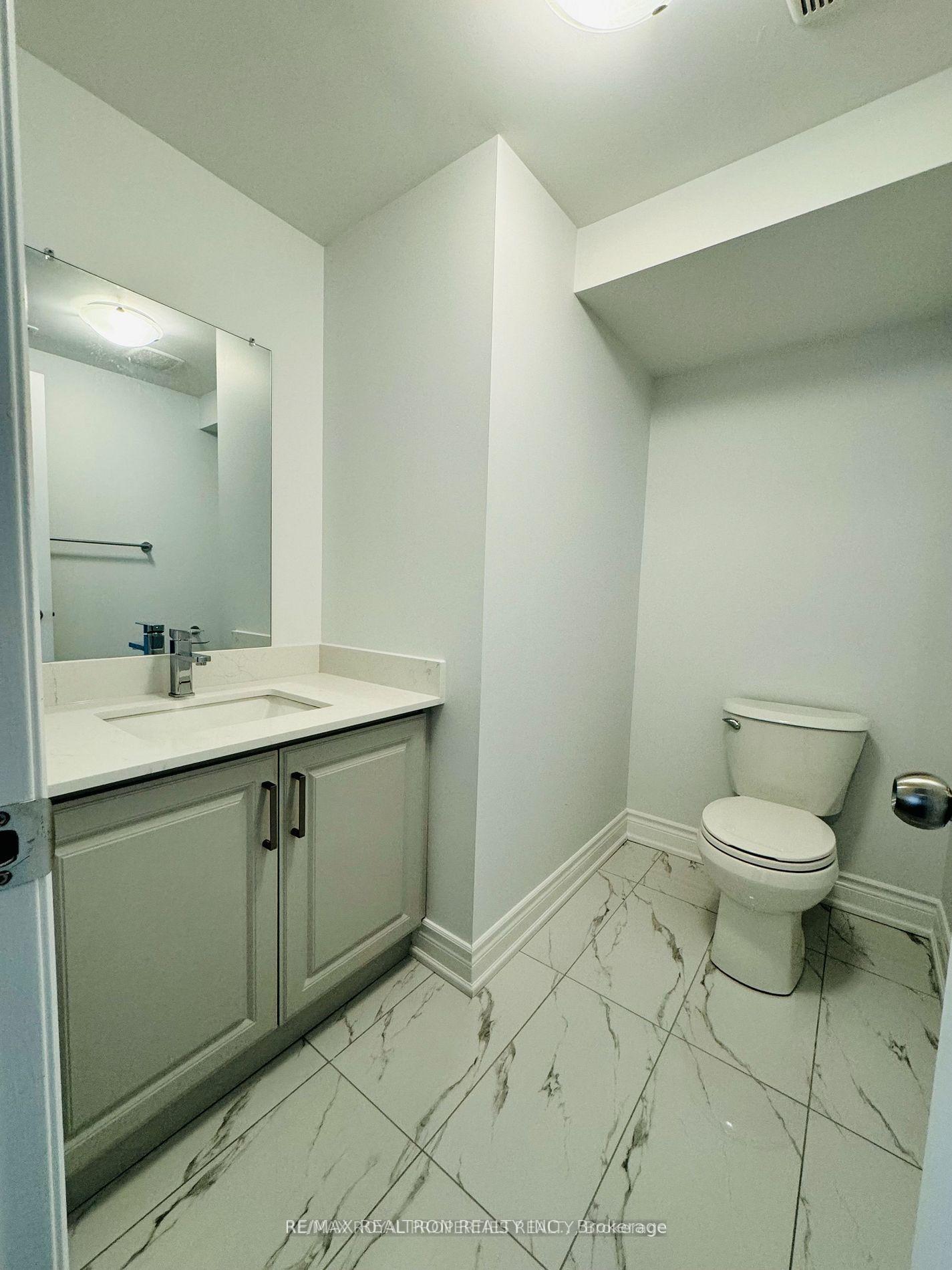 Photo 6 of 105 Auckland Drive, Whitby, Rural Whitby — HOMEH