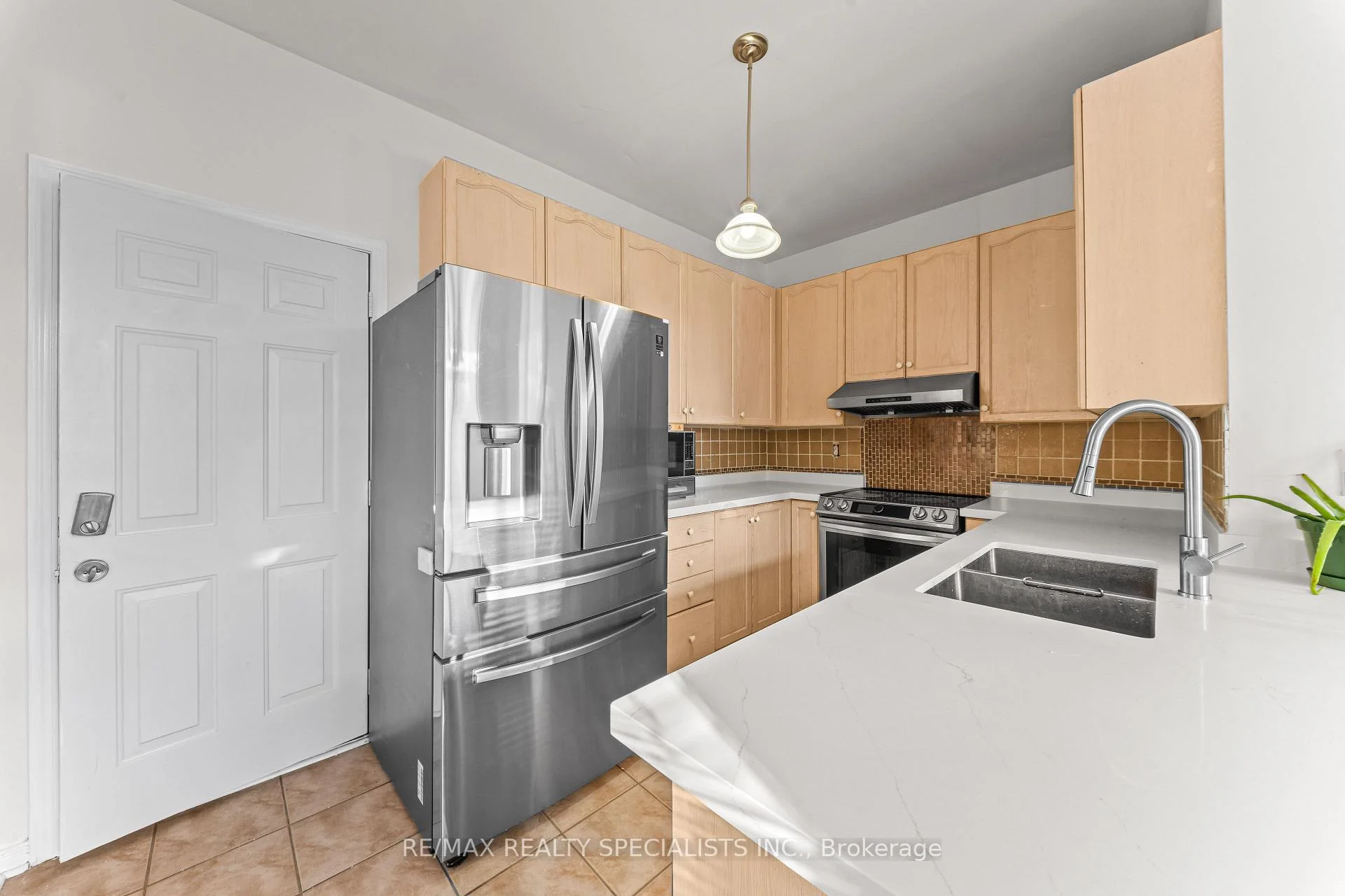 Photo 15 of 60 Kanashiro Street, Brampton, Bram East — HOMEH
