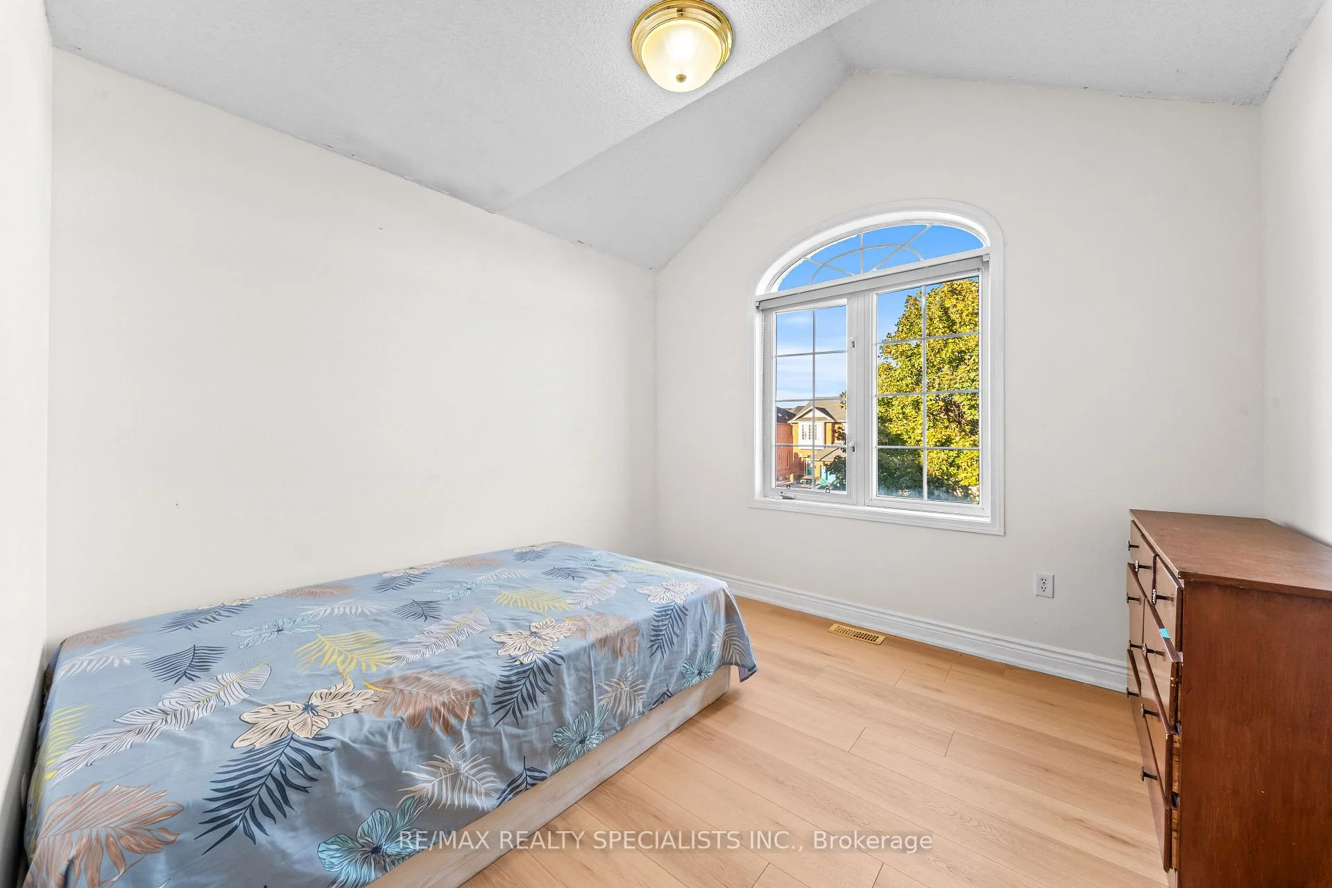 Photo 23 of 60 Kanashiro Street, Brampton, Bram East — HOMEH