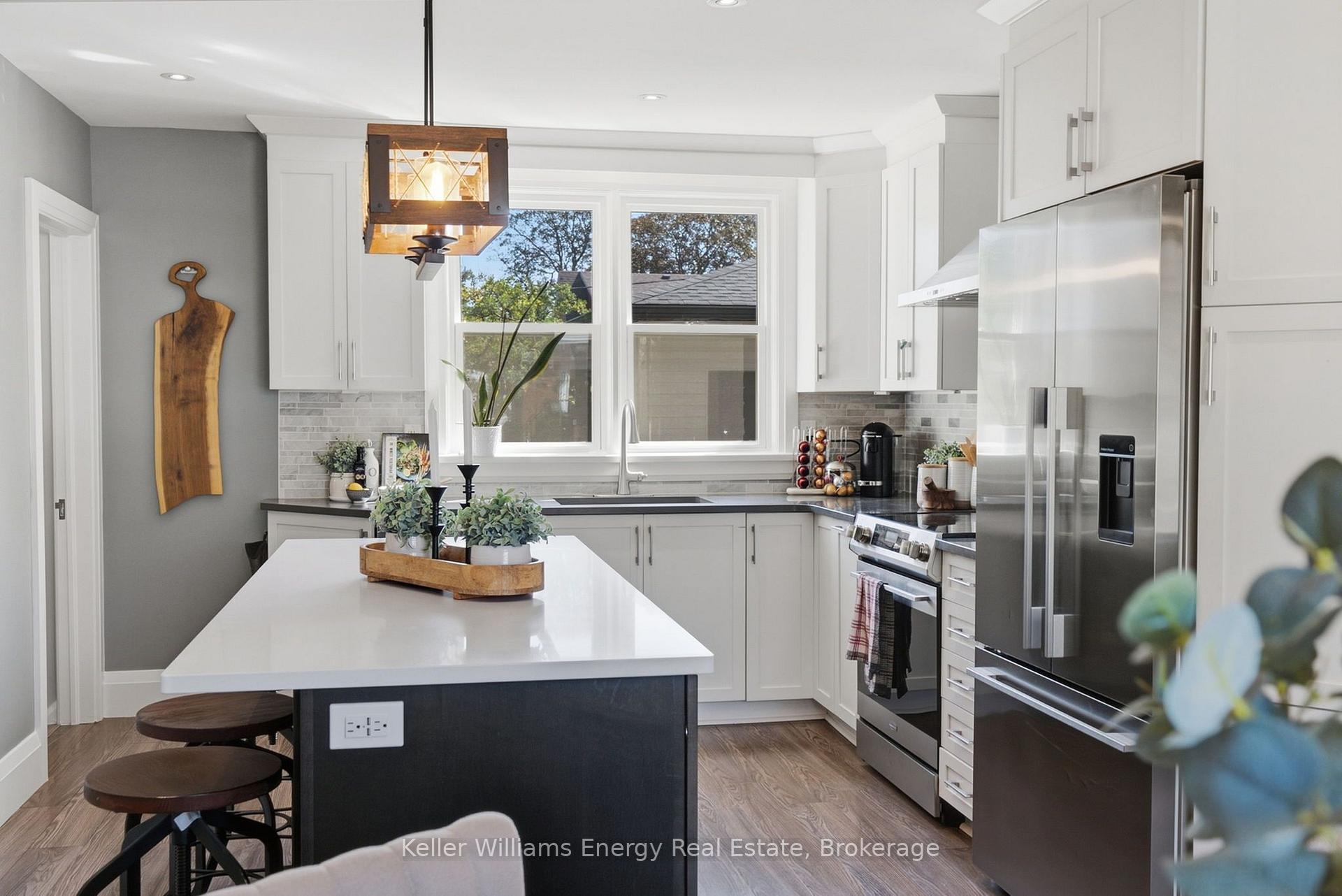 Photo 10 of 107 Sutherland Avenue, Oshawa, O'Neill — HOMEH