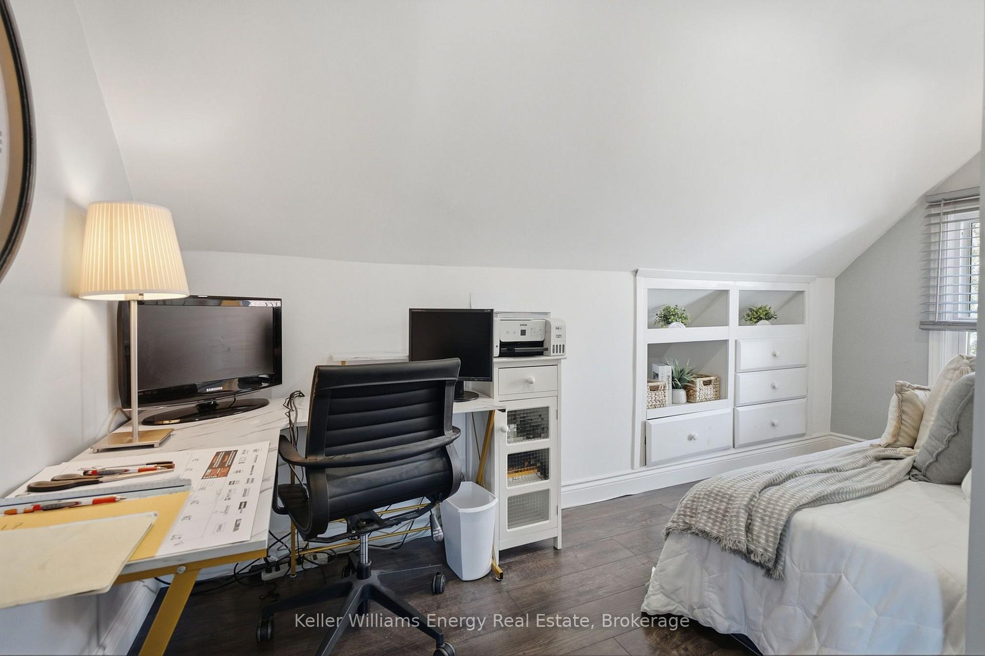 Photo 25 of 107 Sutherland Avenue, Oshawa, O'Neill — HOMEH