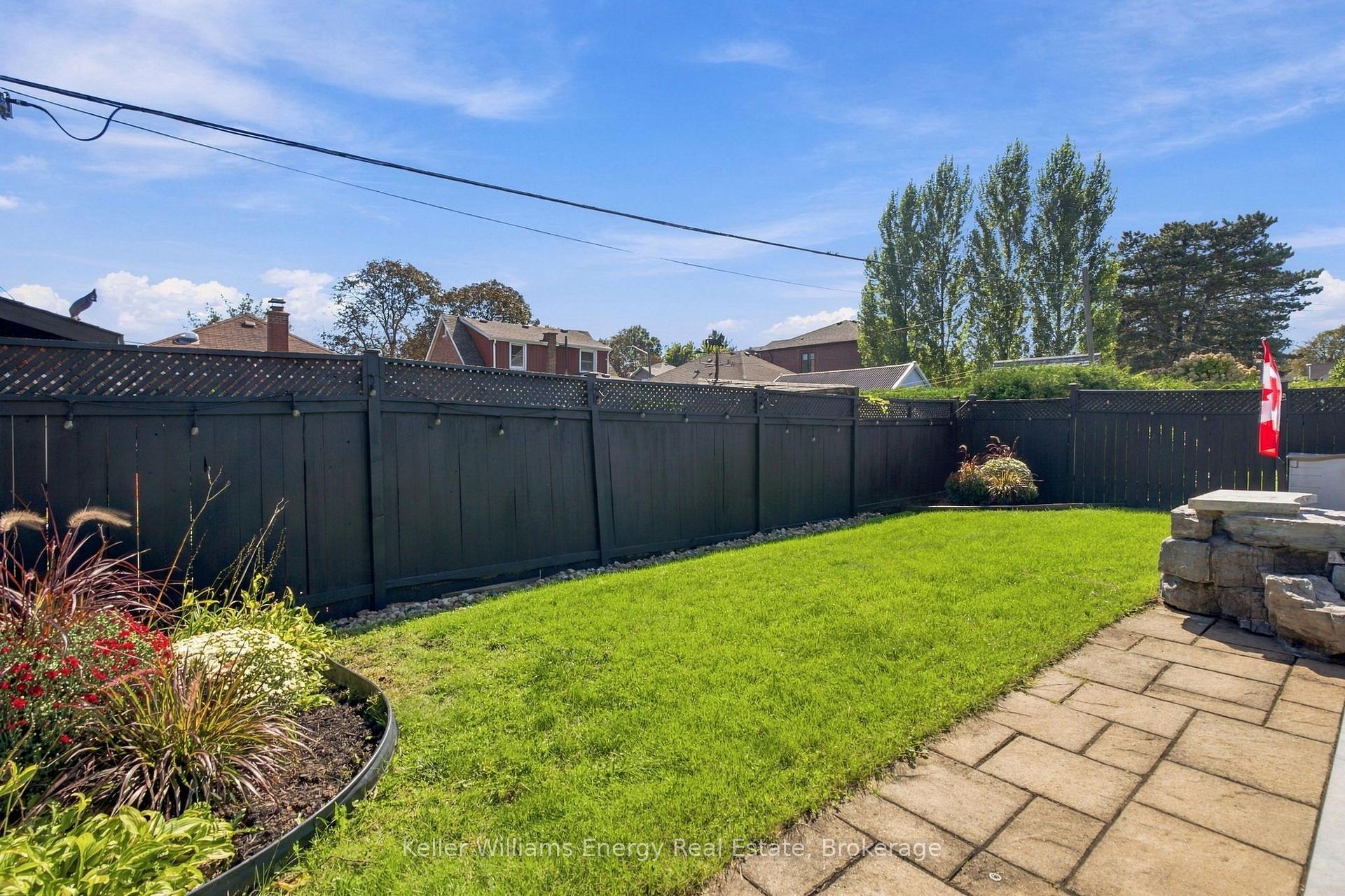 Photo 41 of 107 Sutherland Avenue, Oshawa, O'Neill — HOMEH