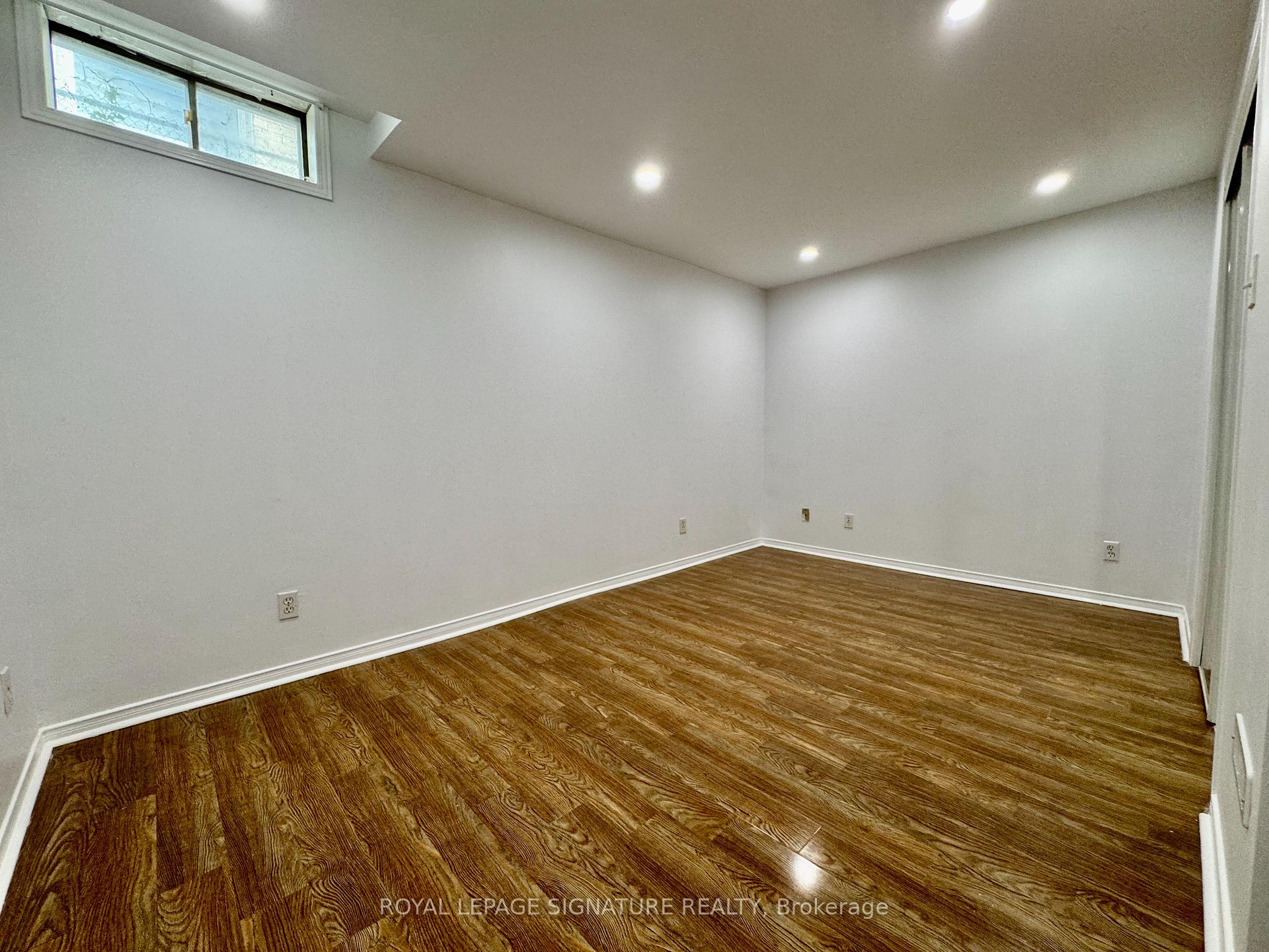 Photo 9 of Unit Bsmt, 7 Timbers Circle, Markham, Milliken Mills East — HOMEH