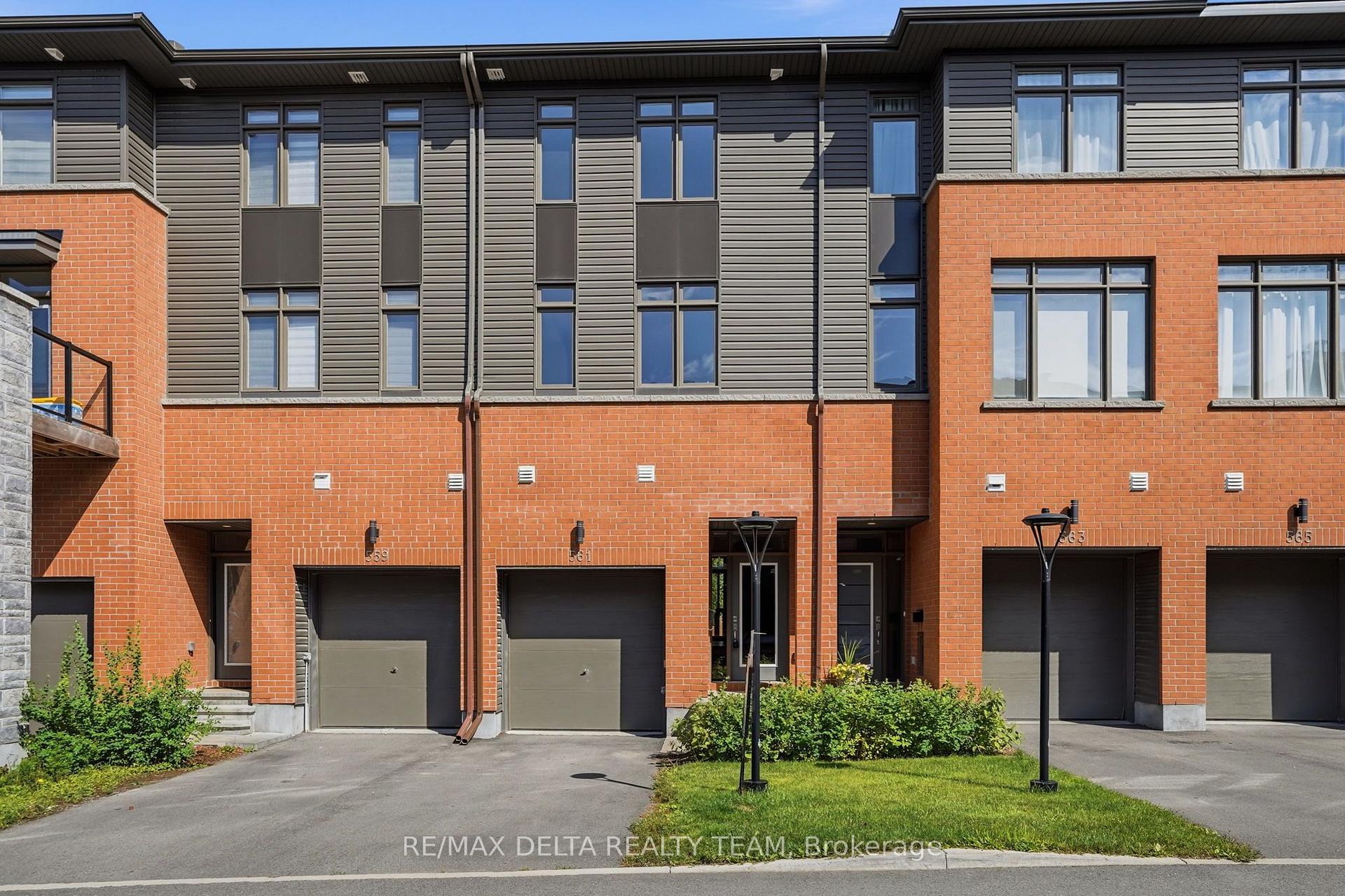 Photo 2 of 561 Halo Private, Ottawa, Chapel Hill — HOMEH